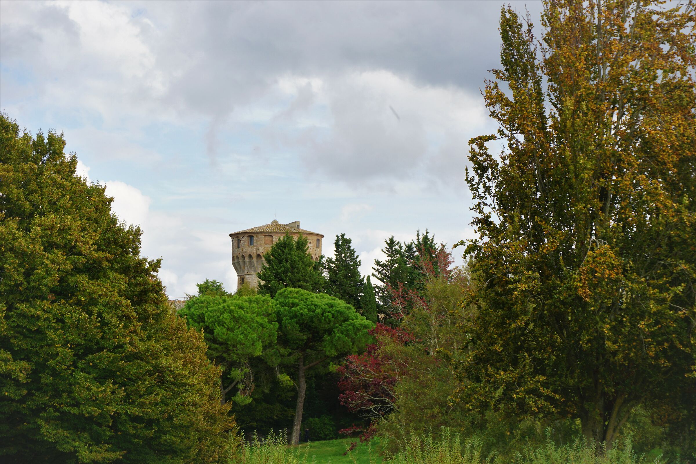 Volterra, Fortezza Medicea, particolare del Mastio