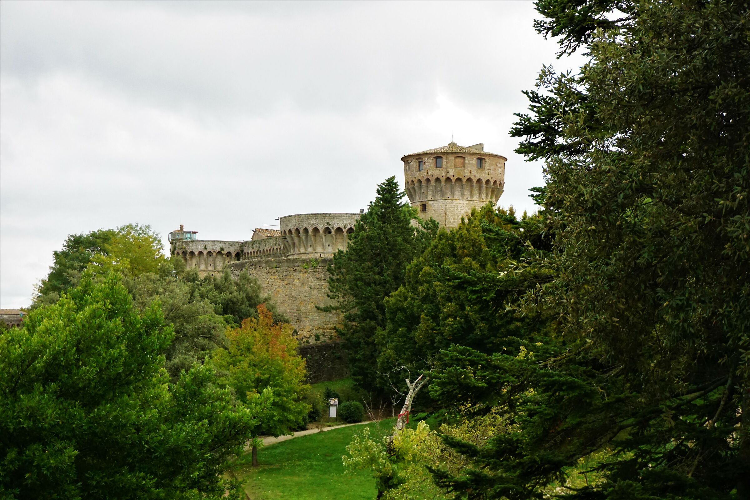 Volterra, Fortezza Medicea e parco