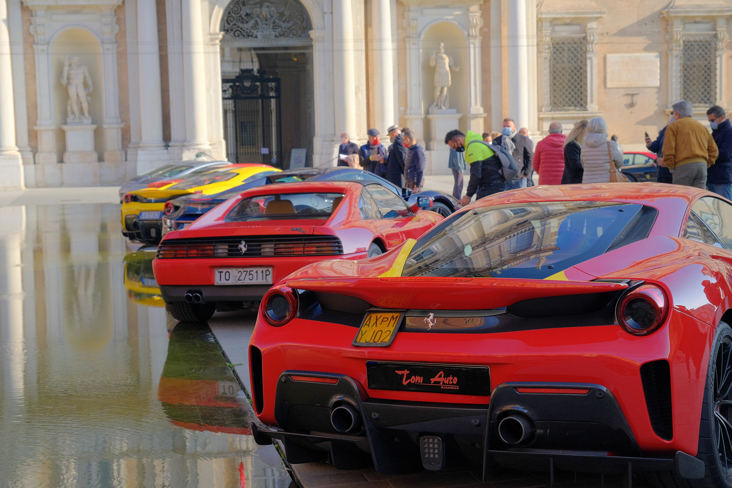 Il lato B delle Ferrari