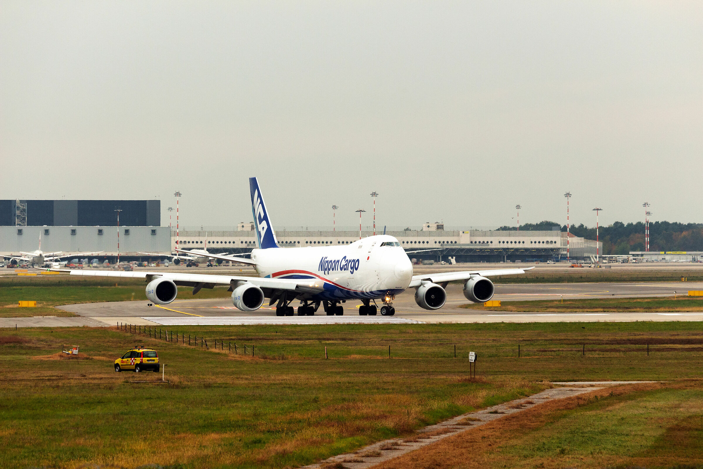 Nippon Cargo in manovra