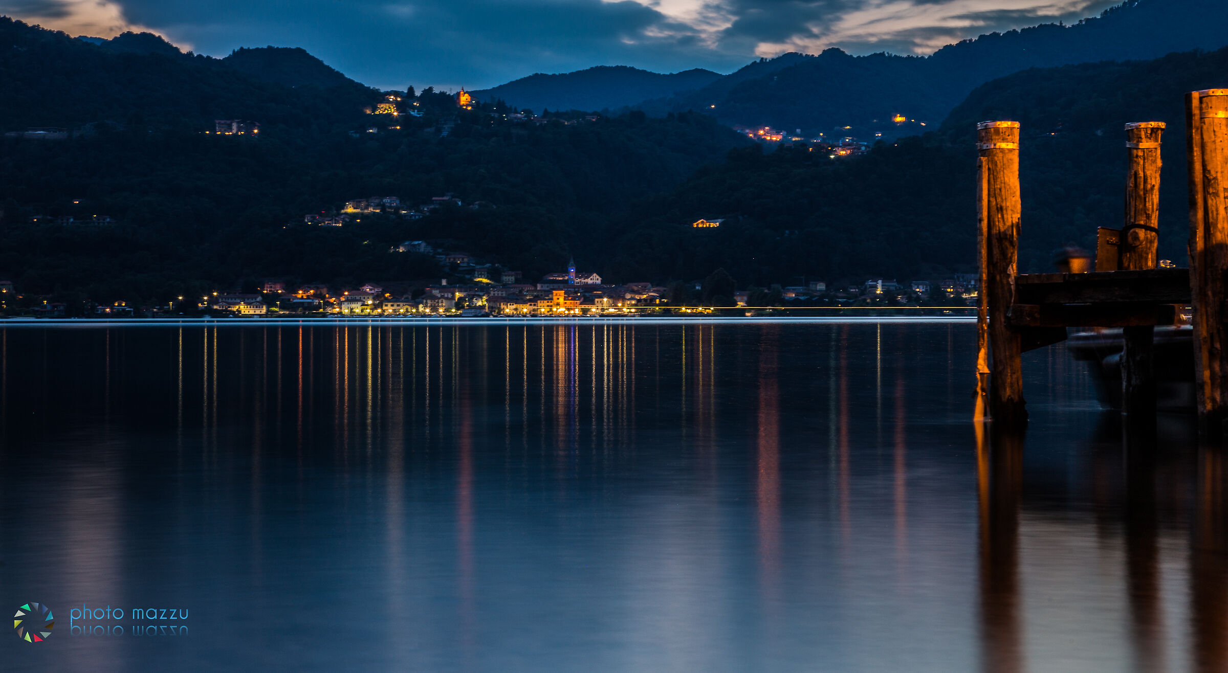 Pella all'imbrunire - Lago d'Orta