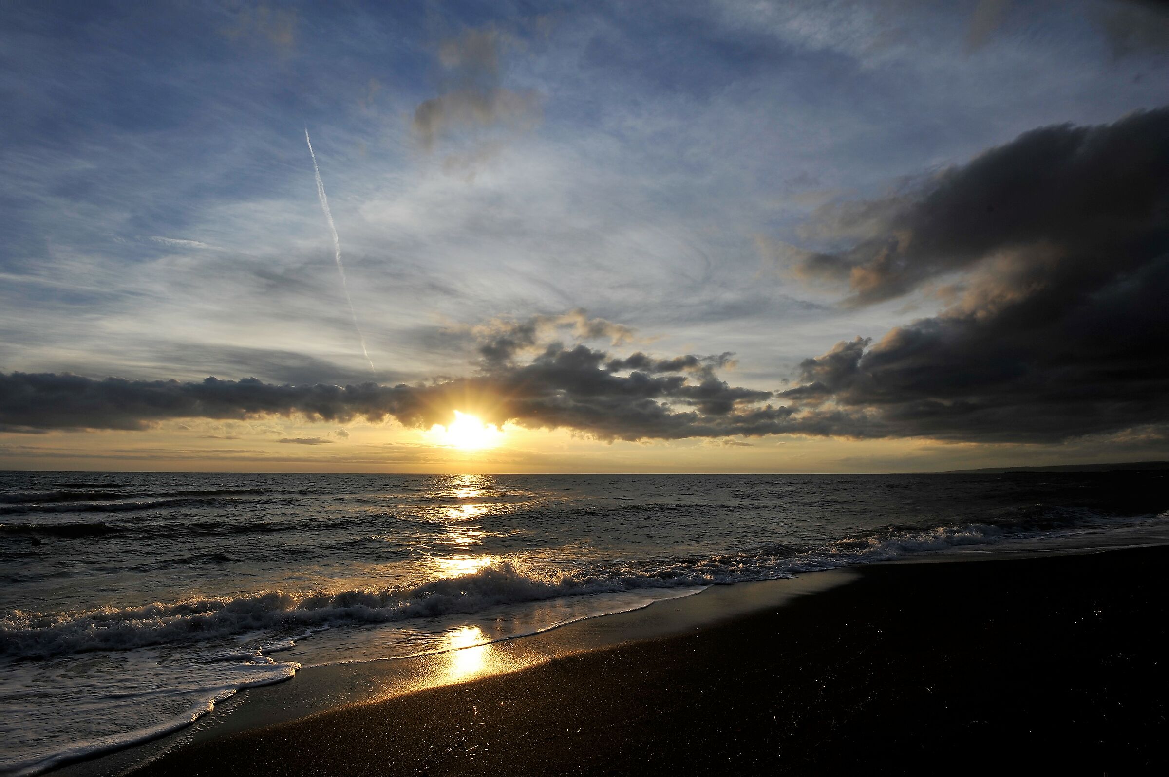 Tramonto sul mare
