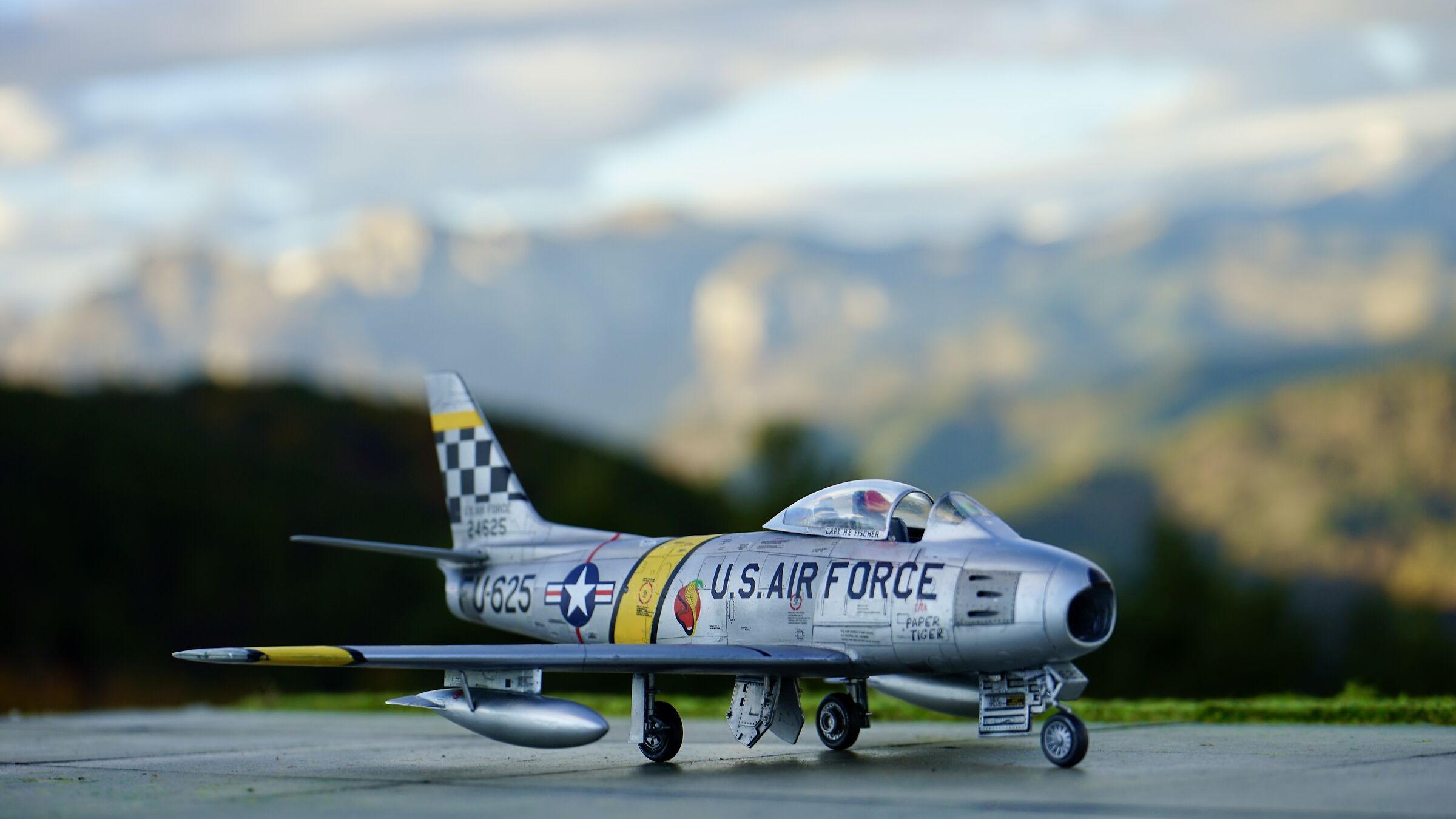 f.86 F Sabre - Korean War 1952 - scala 1/48