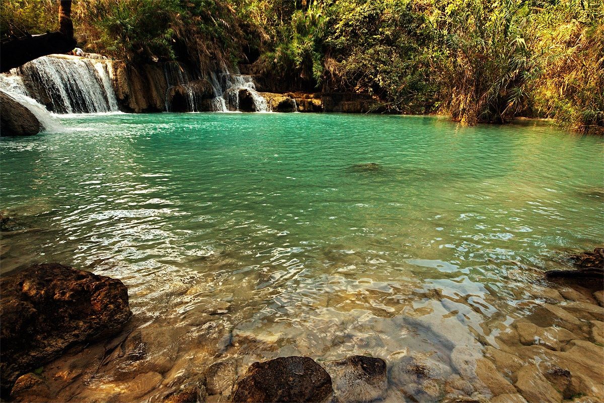 Tat Kuang Si Waterfall