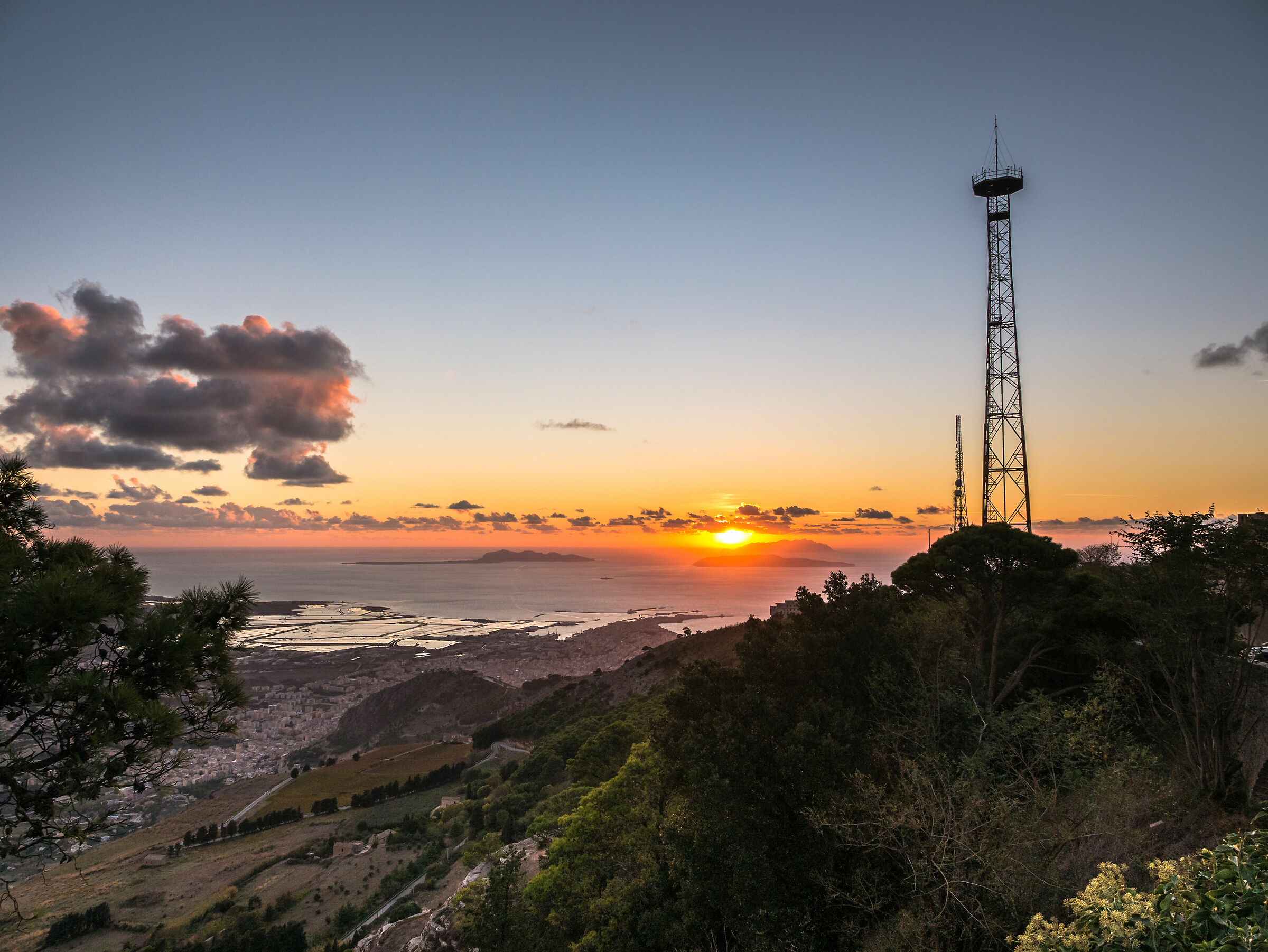 Sunset on Favignana - Levanzo - Marettimo