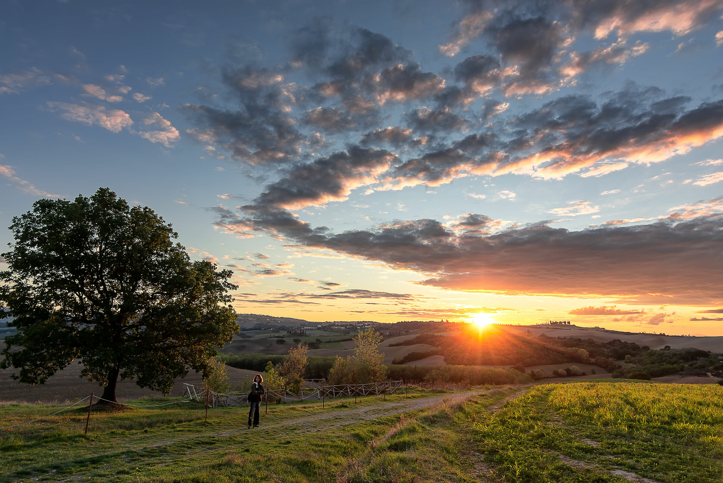 tramonto in val (d'orcia due scatti per cielo e terra)