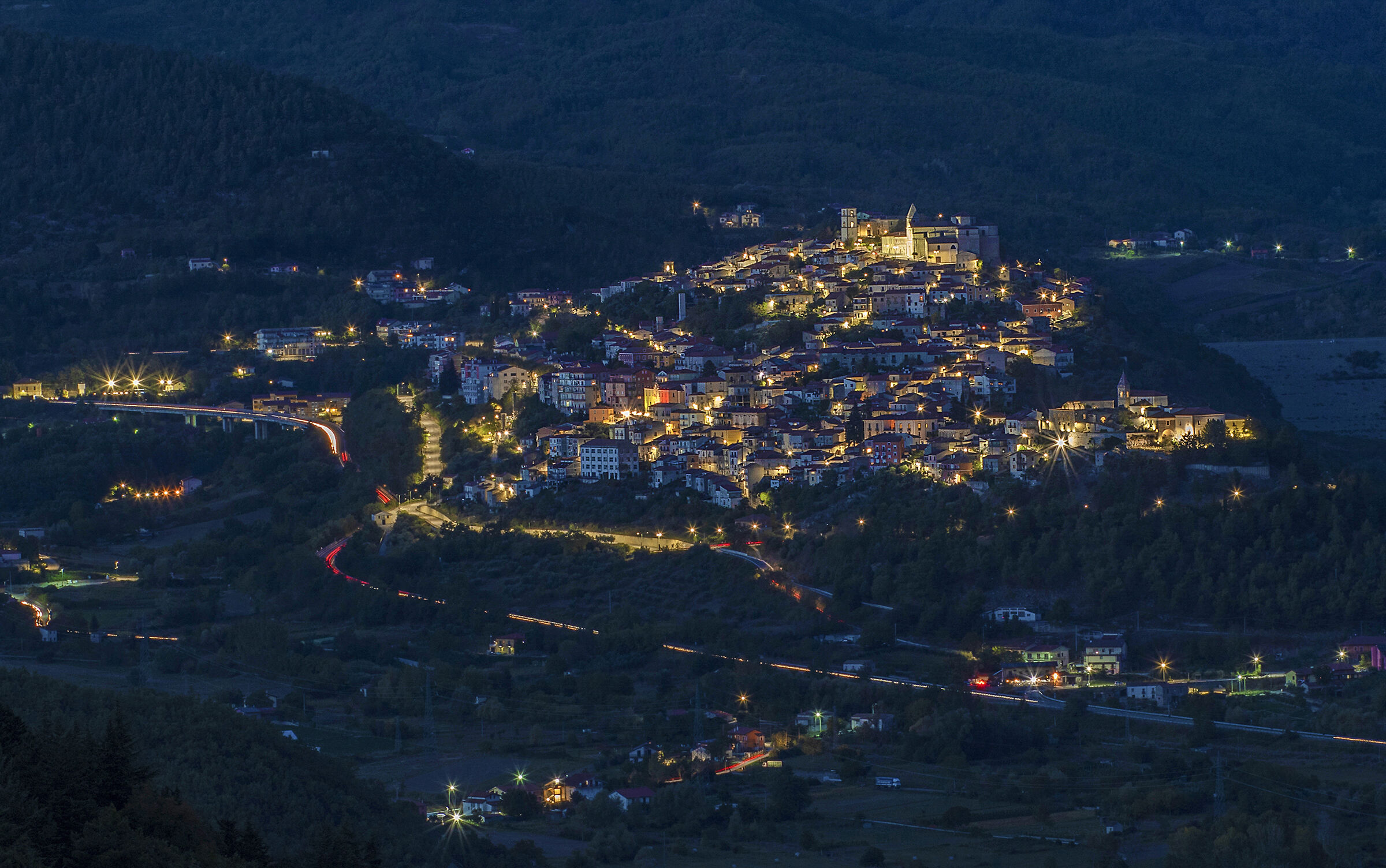 Notturno di un borgo lucano