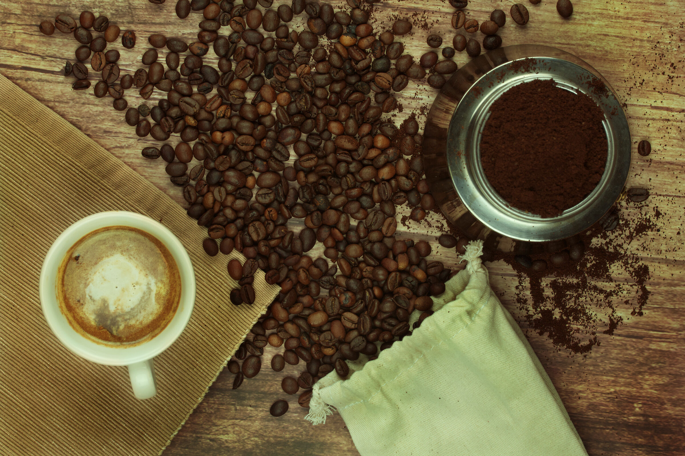 Una tazzolina di caffè