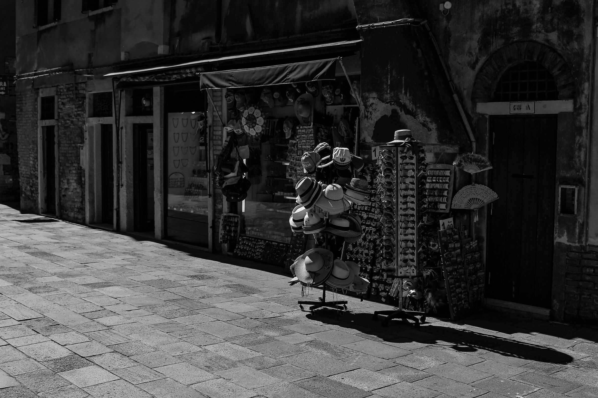 Shop Venice