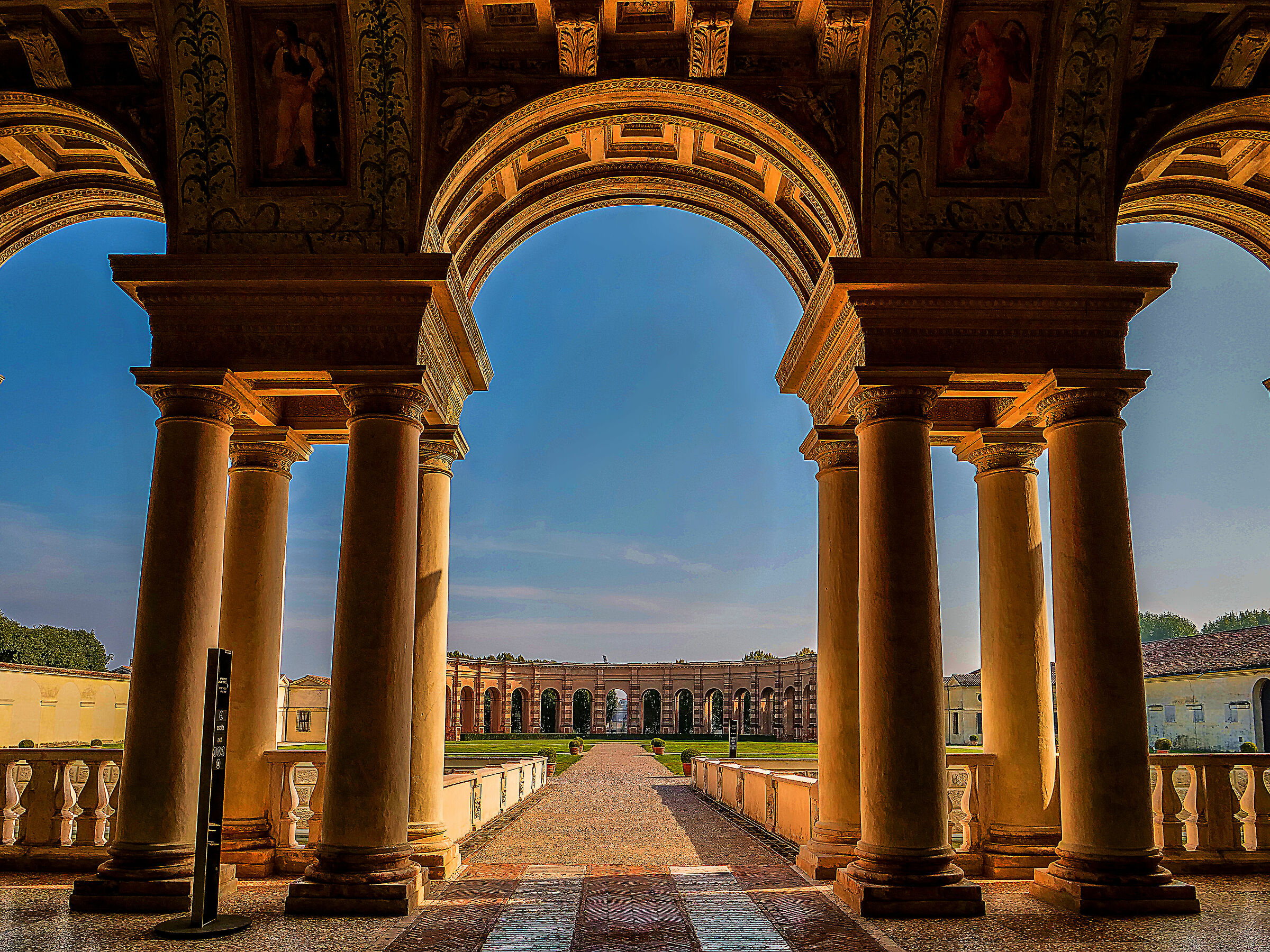 Loggia di Davide verso l' Esedra