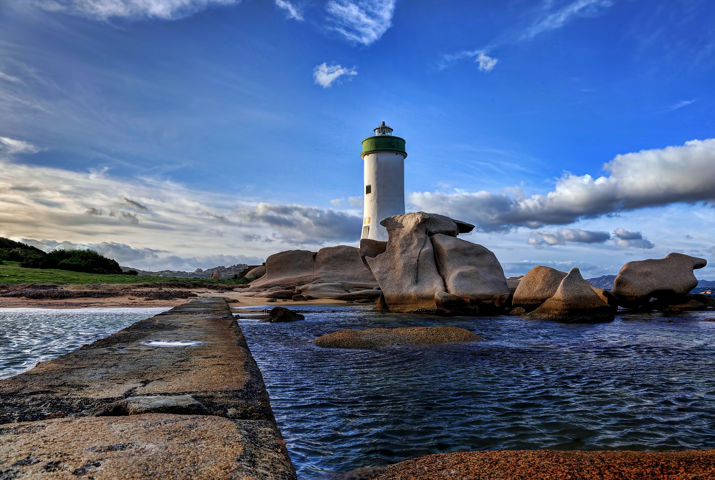 Lighthouse Palau Fixed