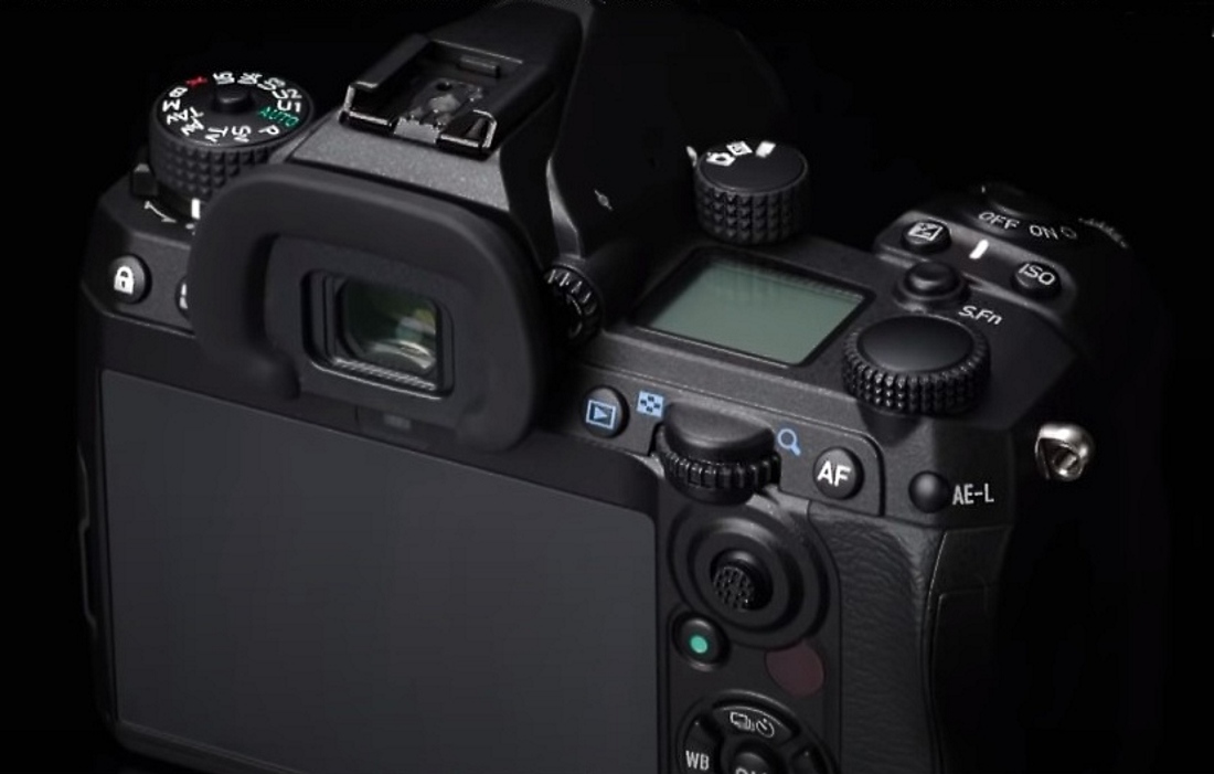 Nuova Pentax. Dorso.