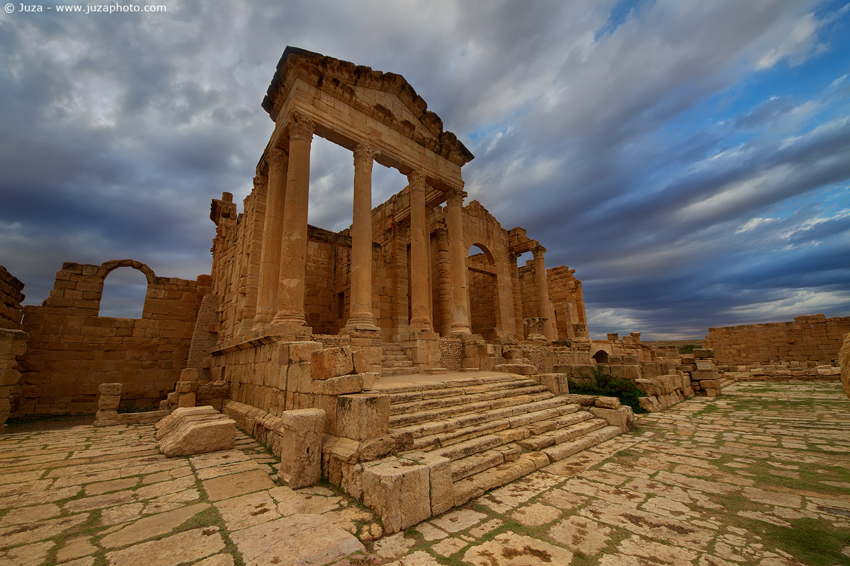 Roman ruins, 012,578