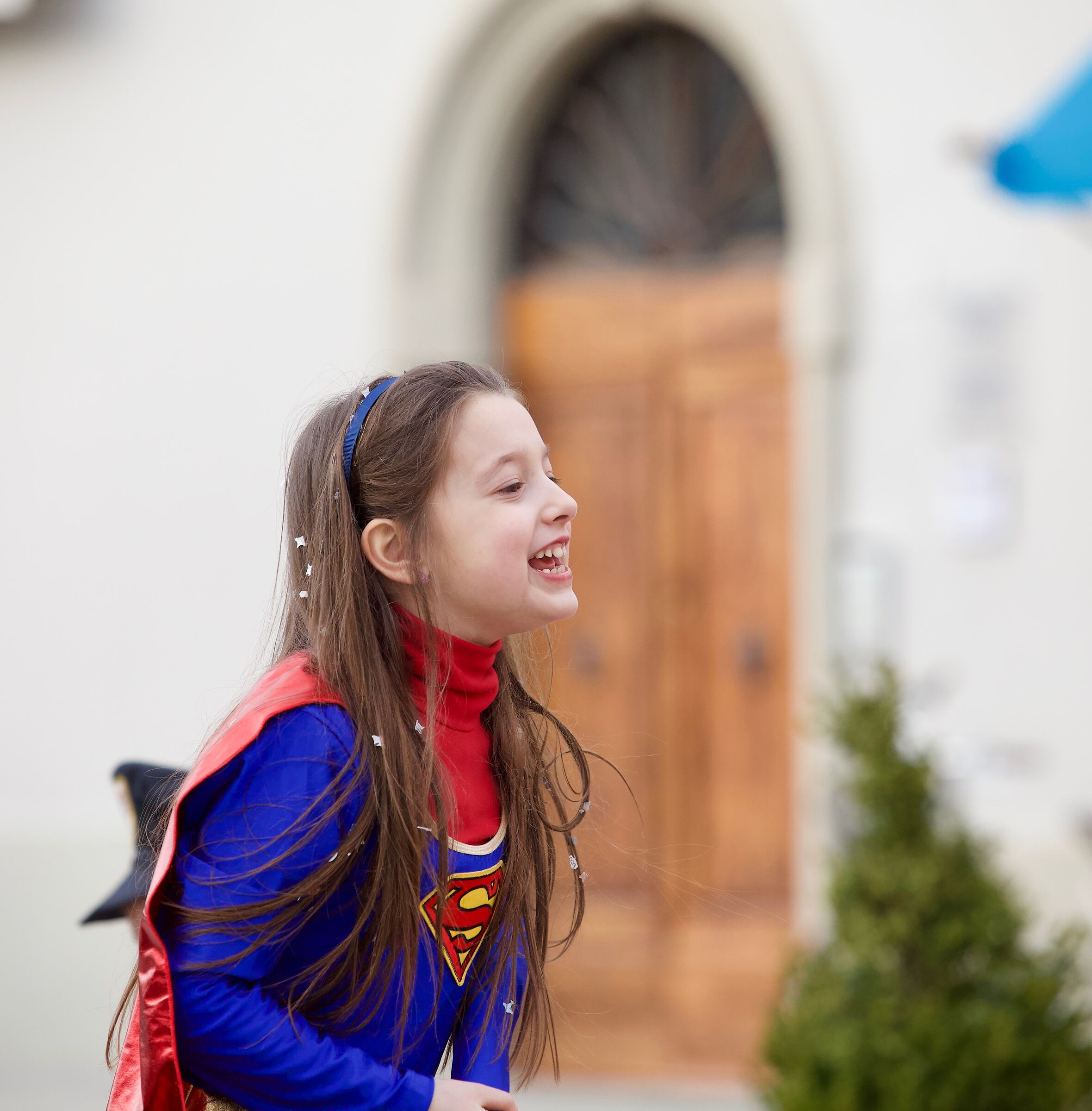 Quando una bambina sorride, tutto intorno si colora.
