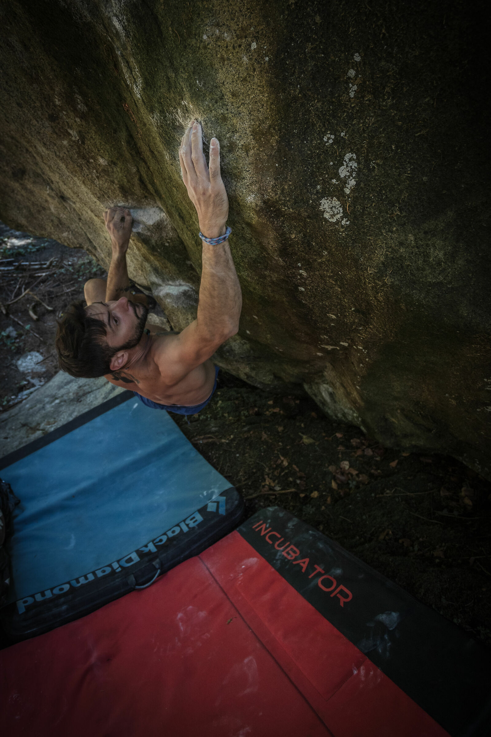 boulder in val daone