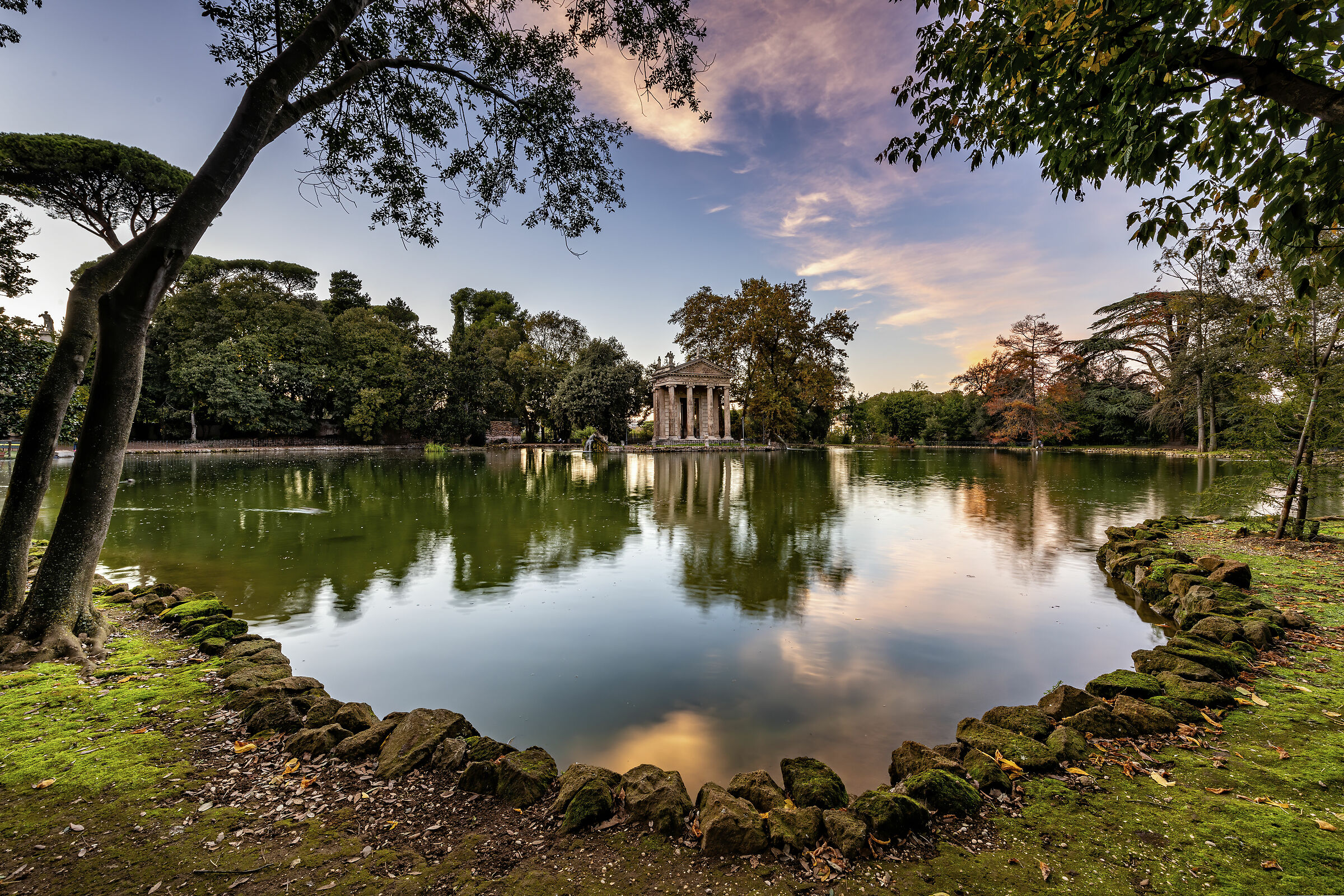 Ultimi sprazzi di luce e poi il crepuscolo ...