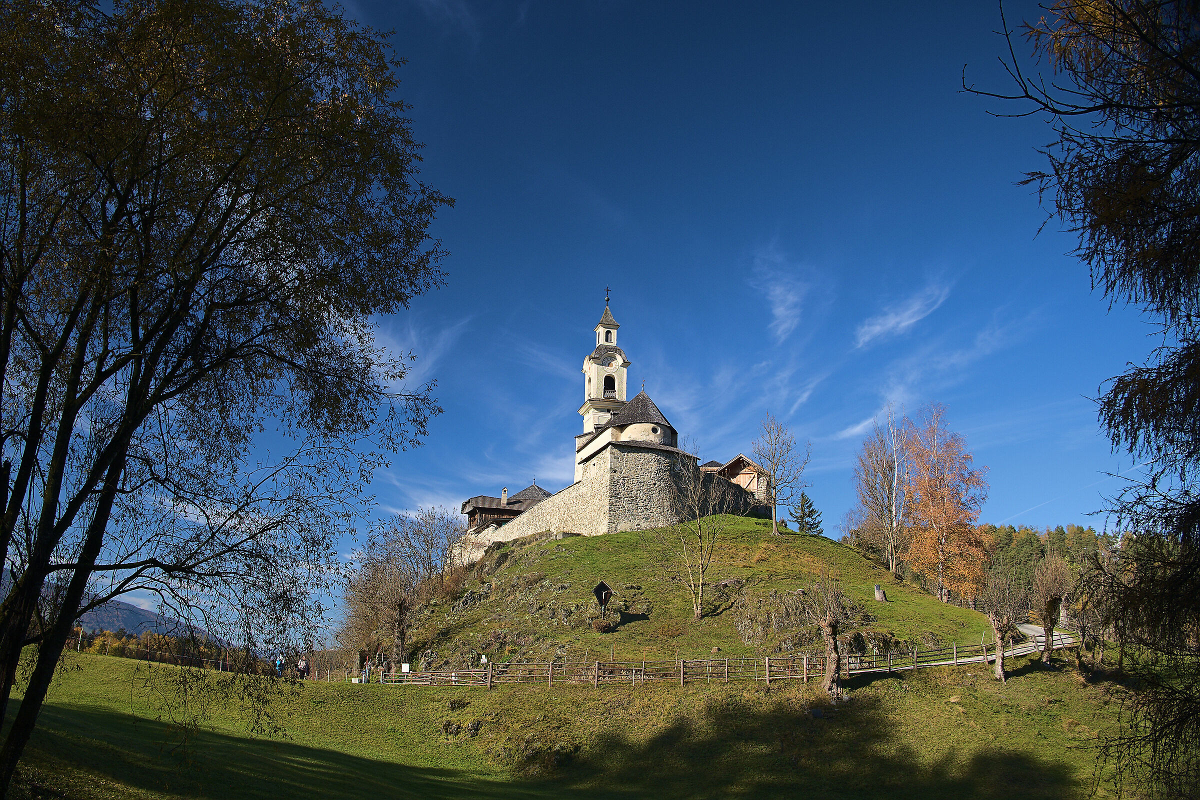 Church of Castel Lamberto or Lamprechtsburg, Riscone