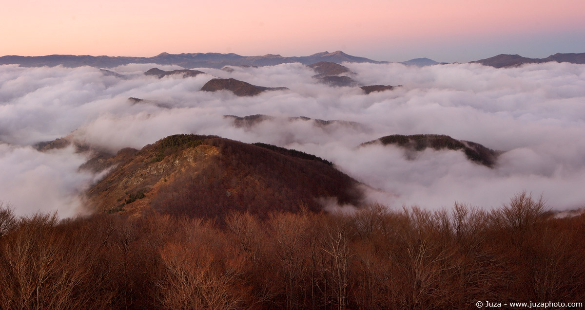 A Sea Of Clouds, 004609