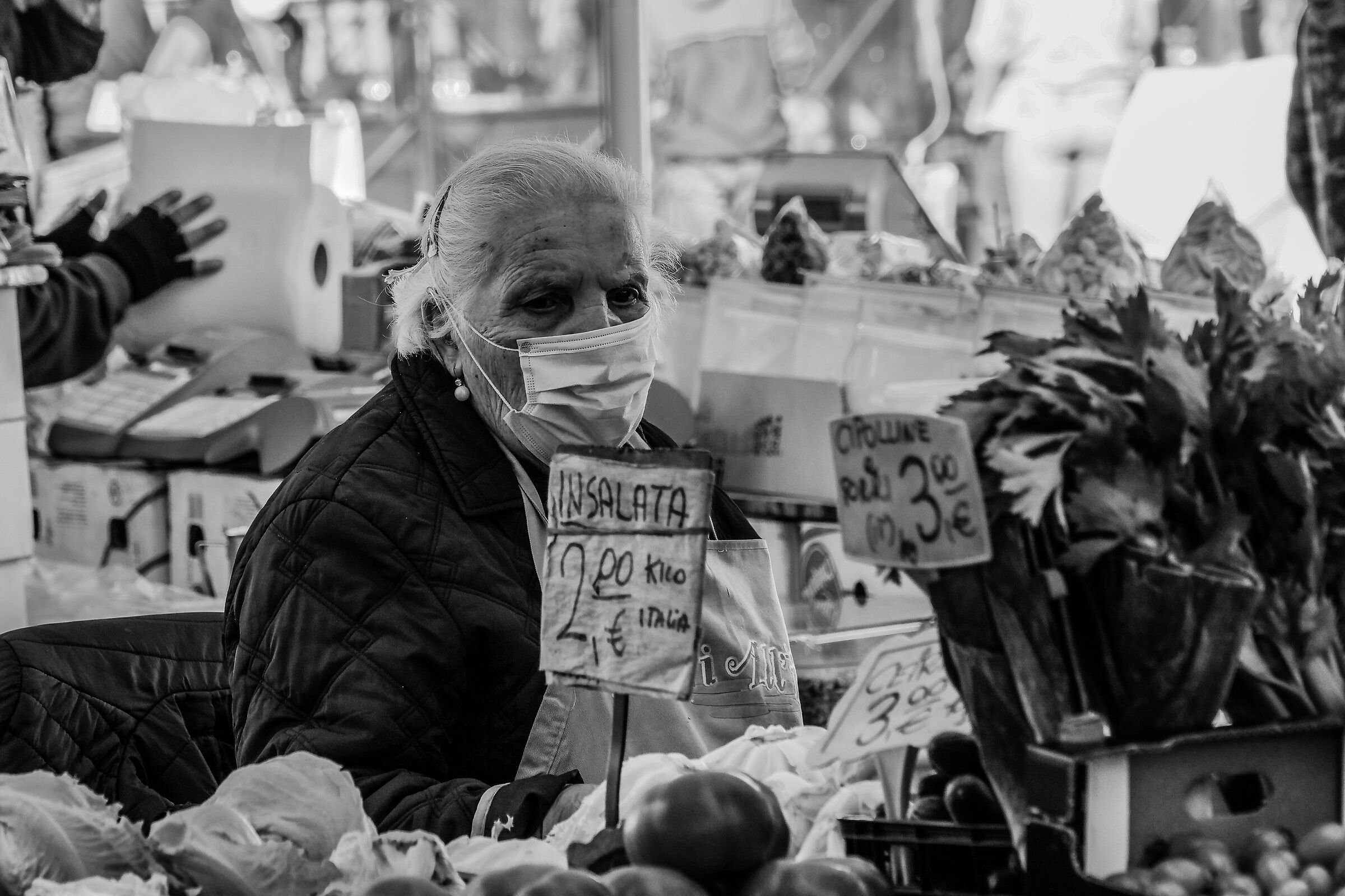 Insalata €2.00 al kilo