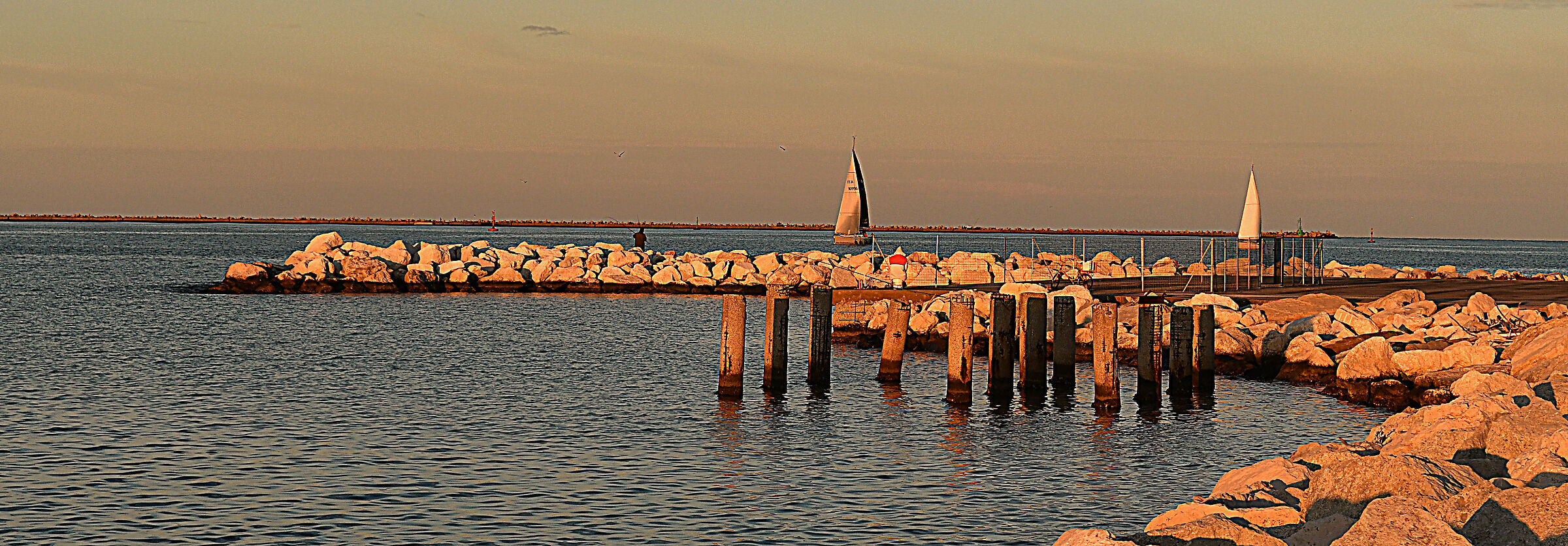 AUTUMN BY THE SEA