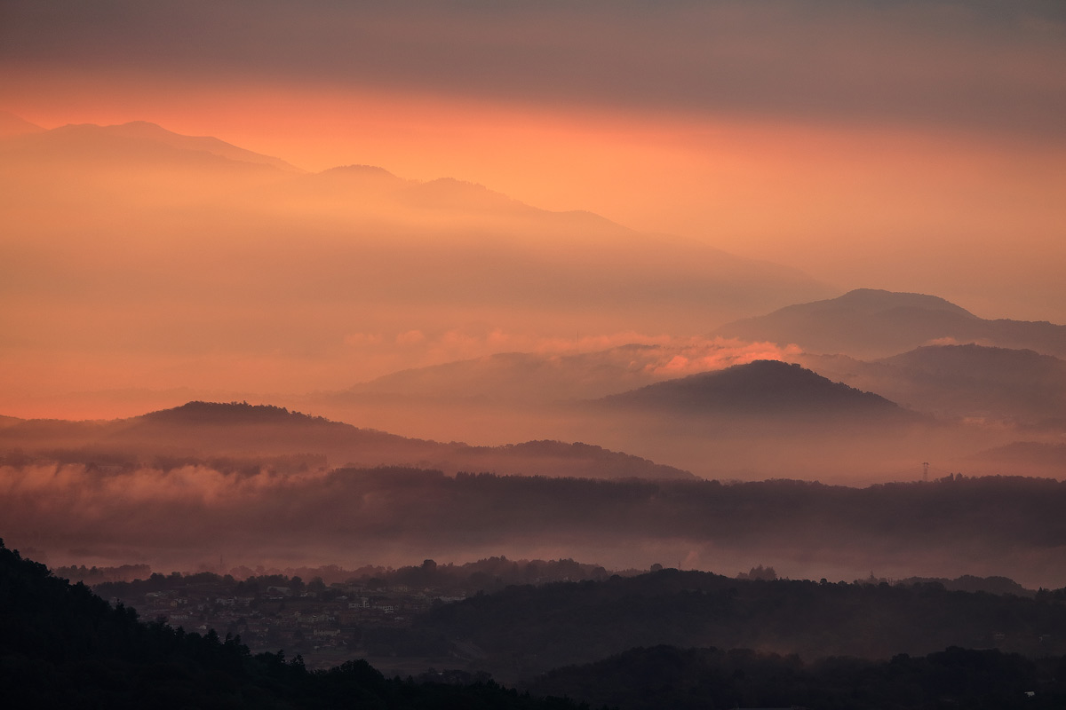 Luci dell'alba dal Campo dei Fiori di Varese