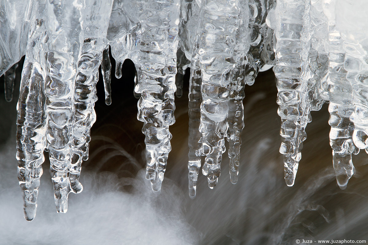 Icicles, 013697