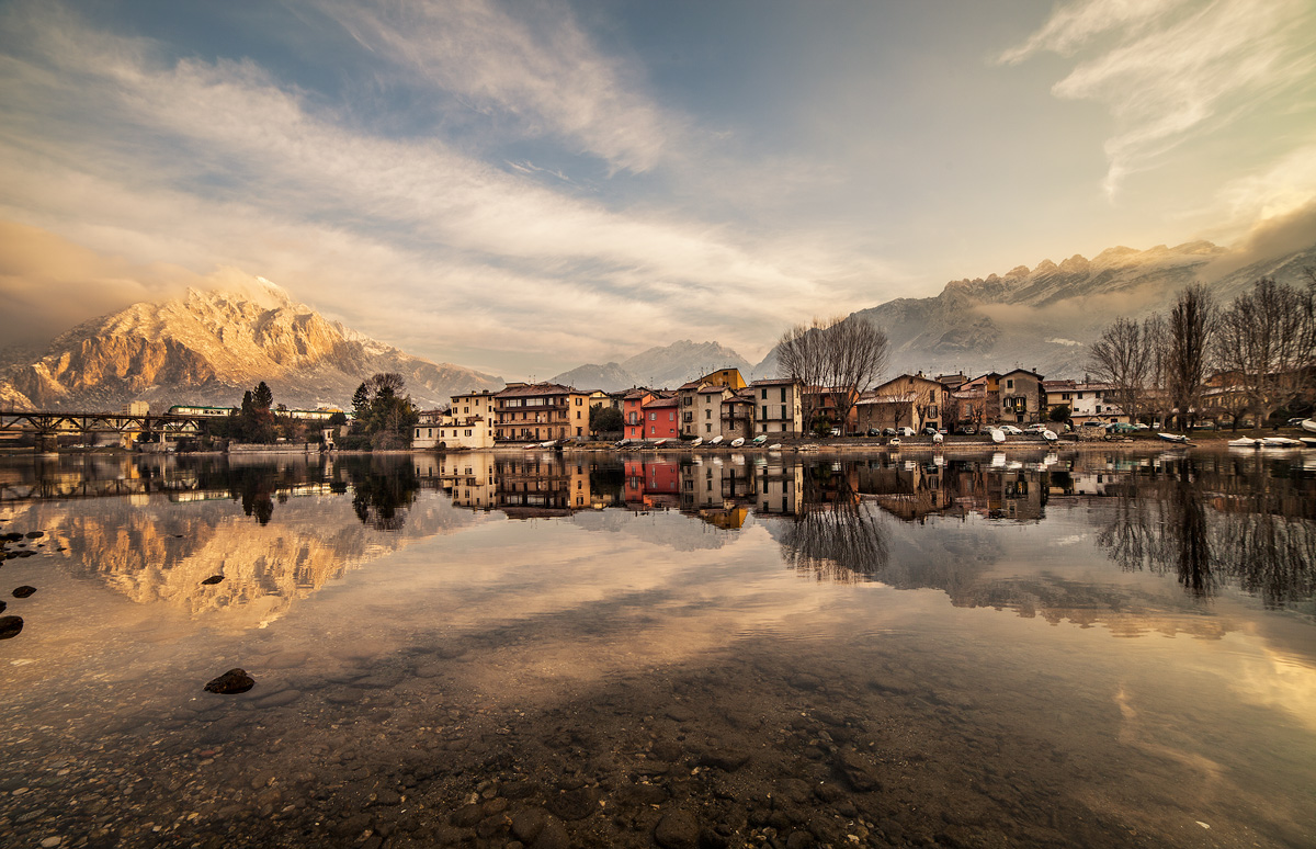 Pescarenico, the first train