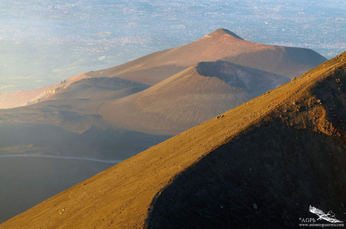 Sunrise from altitude 2900 - Etna