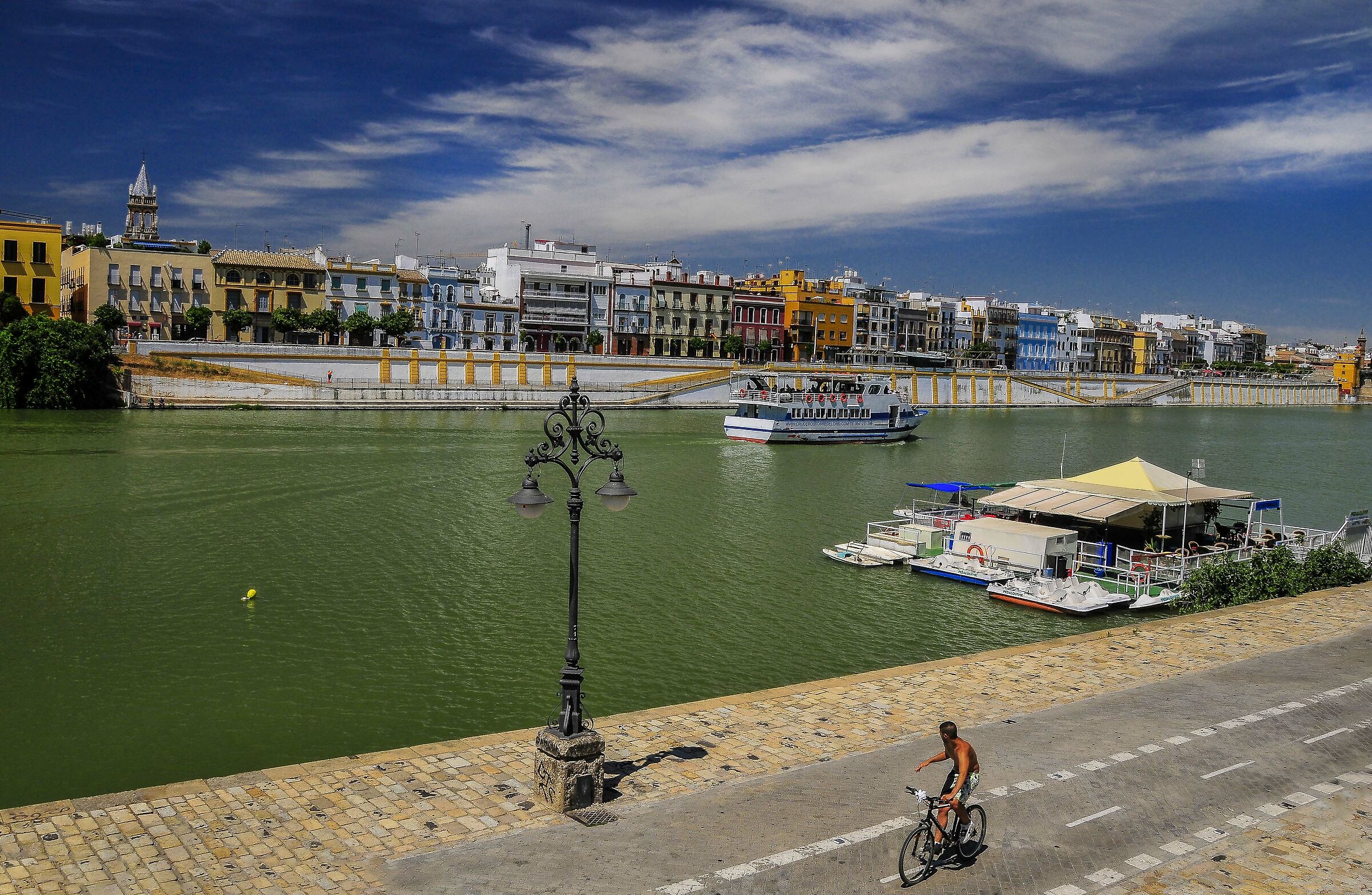 torre de oro 2 and river guadalquivir