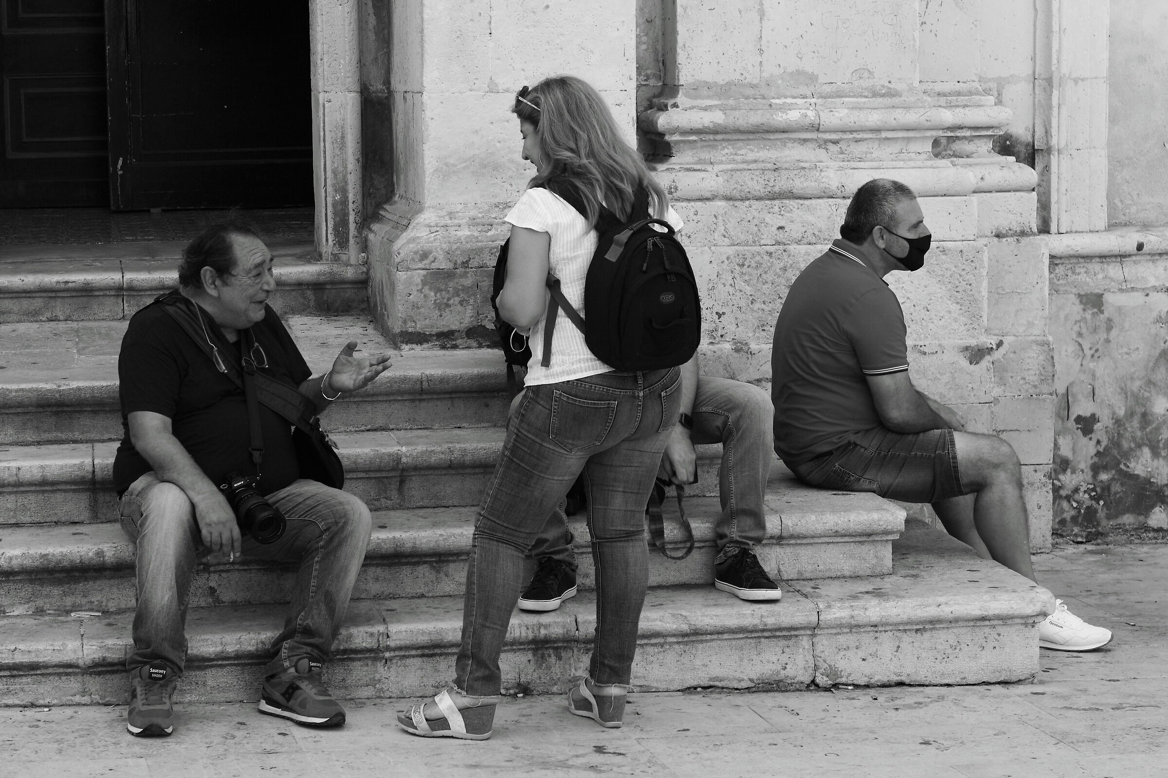 Il mio amico Carmelo in pausa sigaretta.