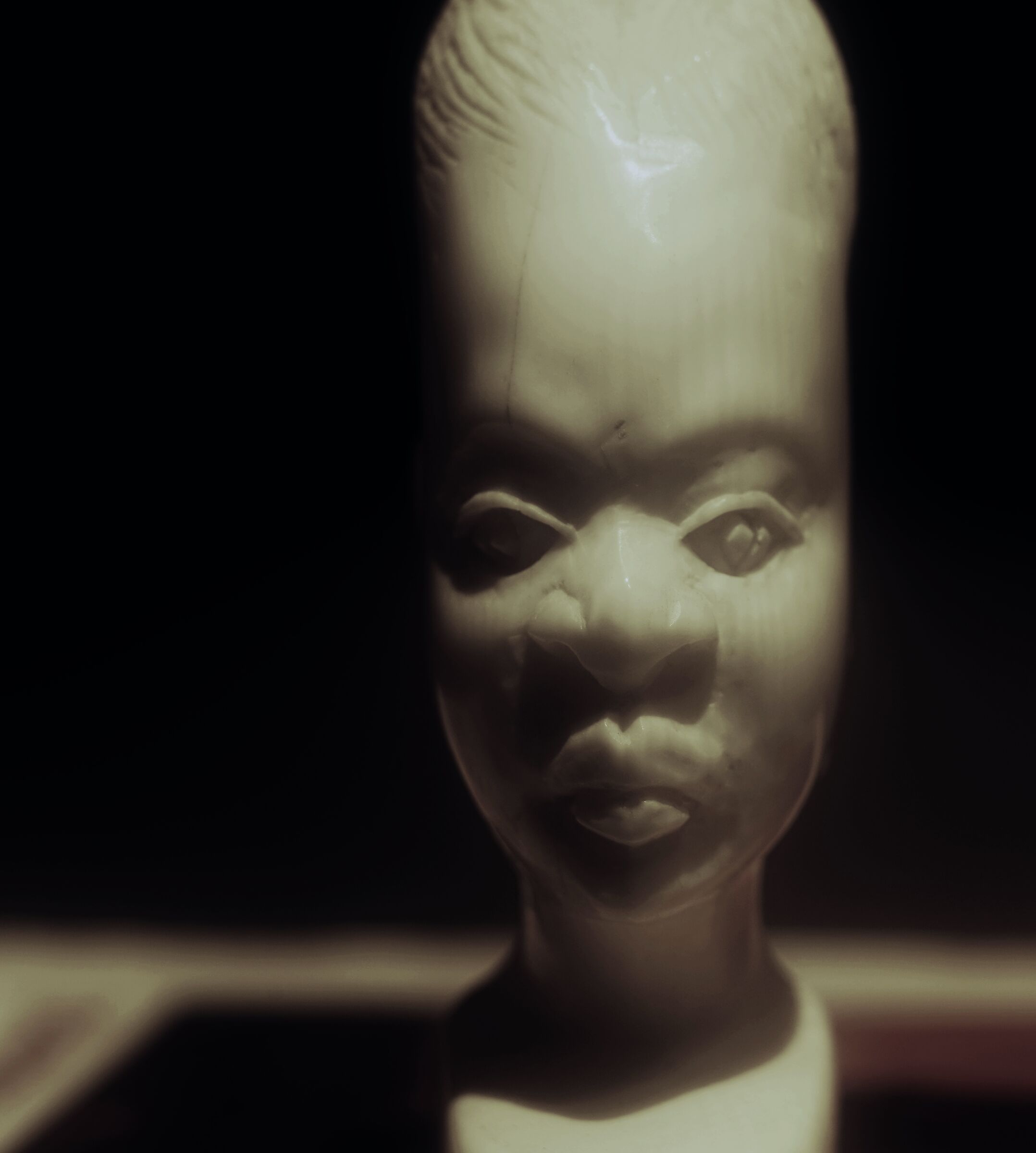 Statuina in avorio / Xenar 7.5cm f/2.8  1935