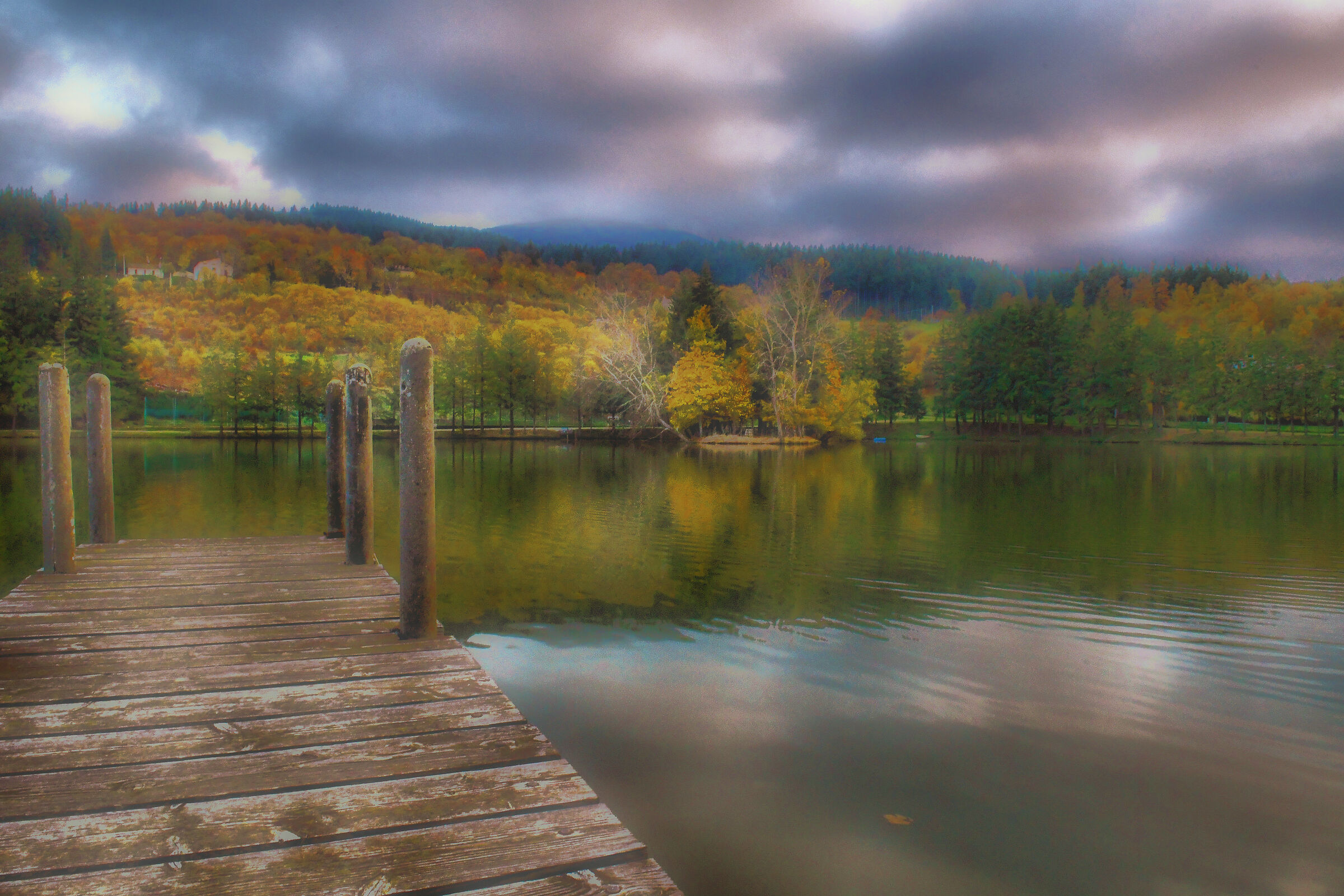 lake in autumn