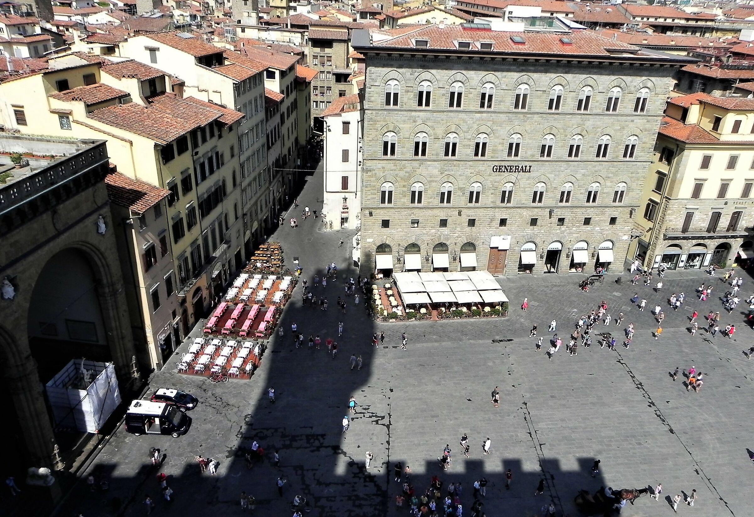 l'ombra di palazzo vecchio....
