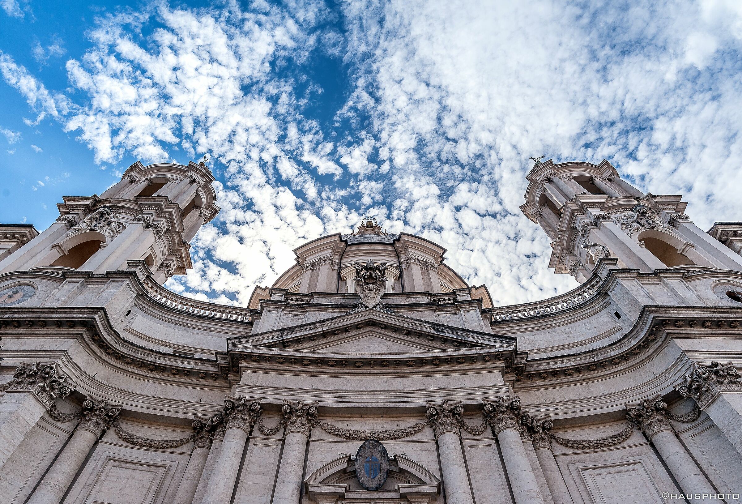Navona