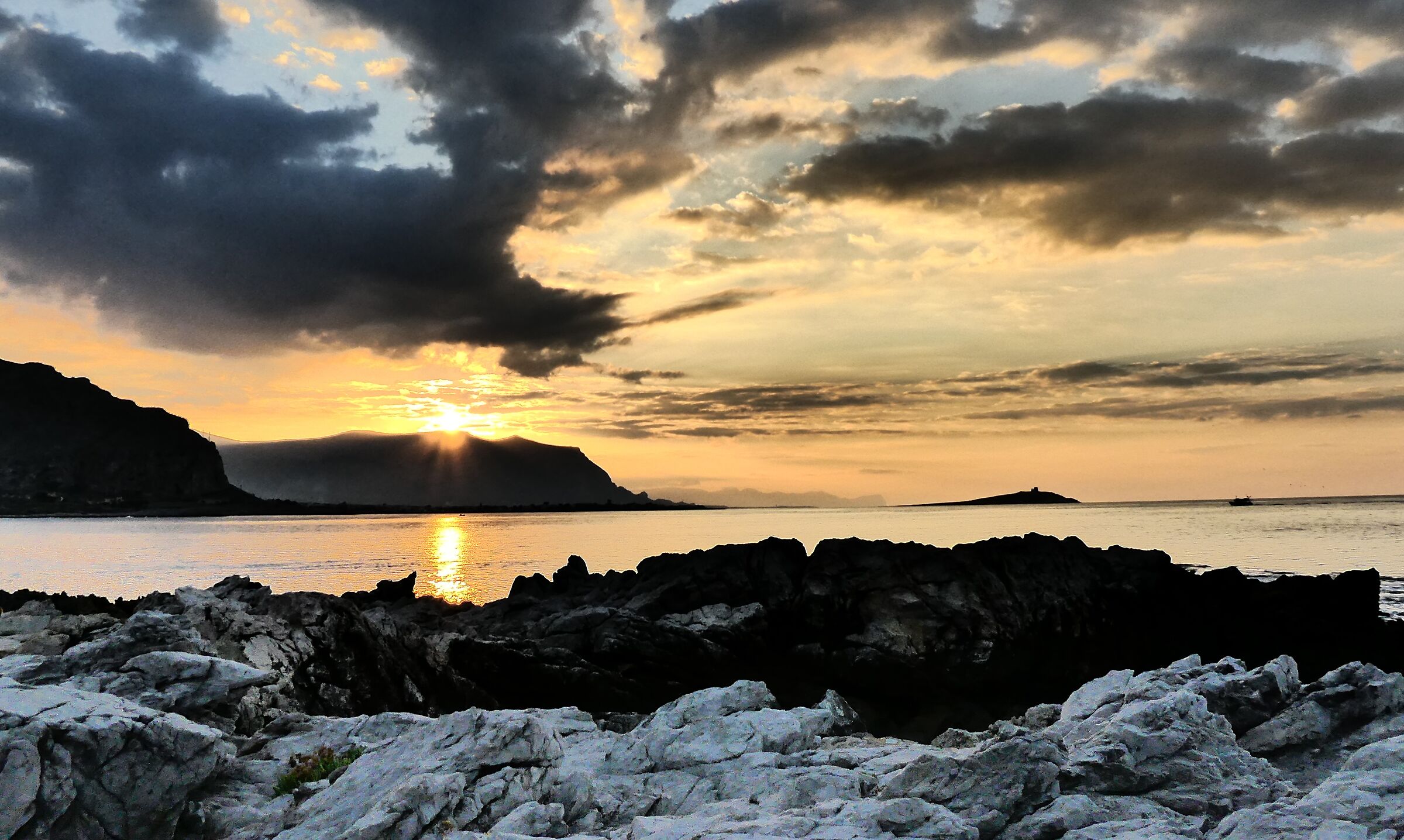 Tramonto su Isola delle Femmine