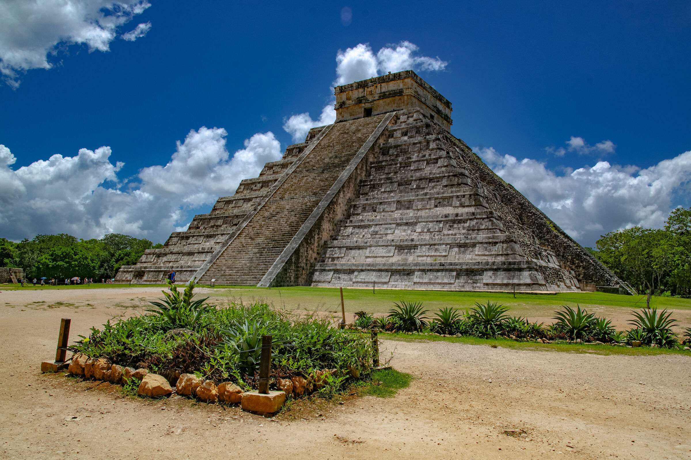 The famous side of Chichen Itza