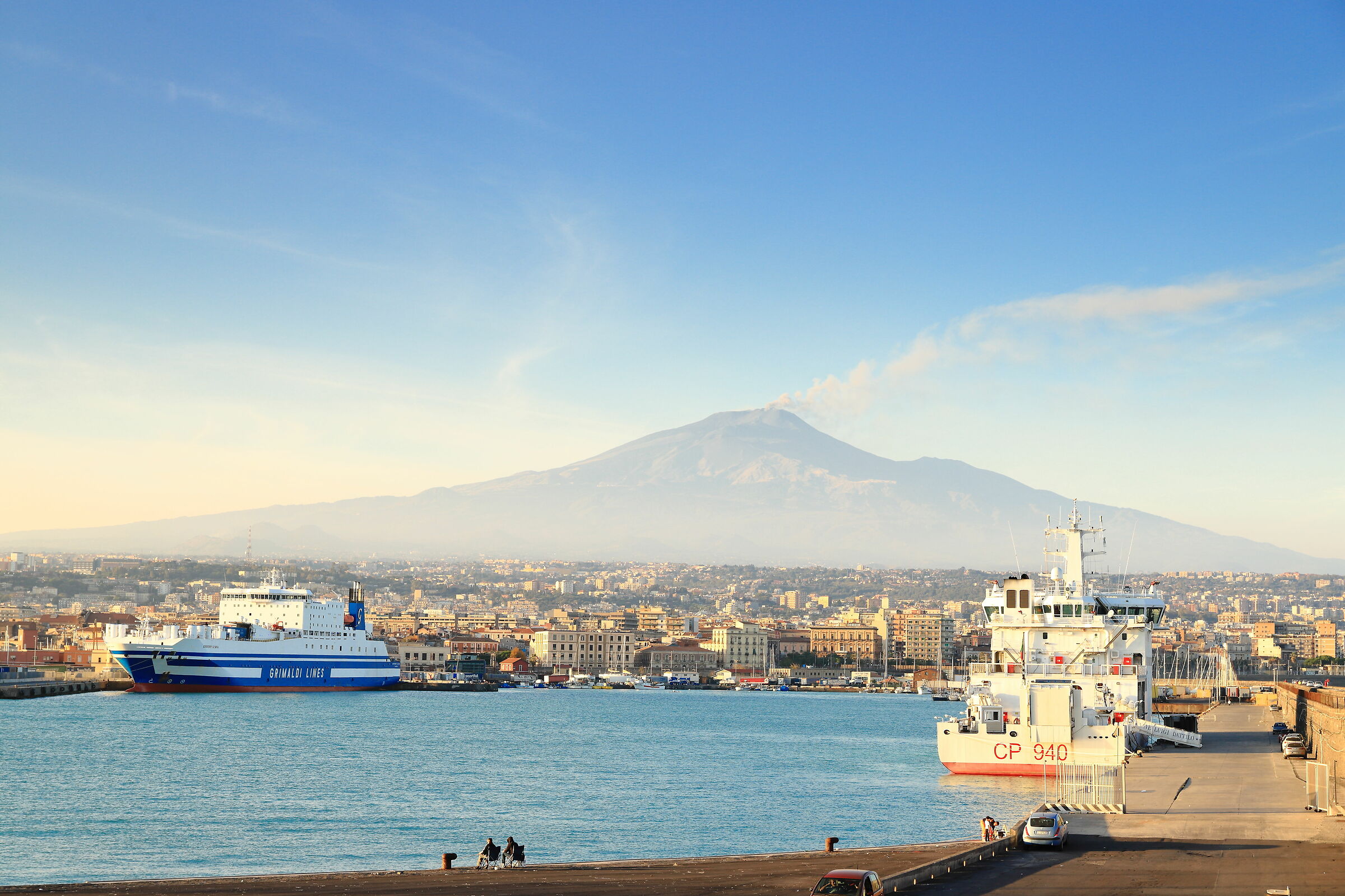 Catania tra mare e il vulcano