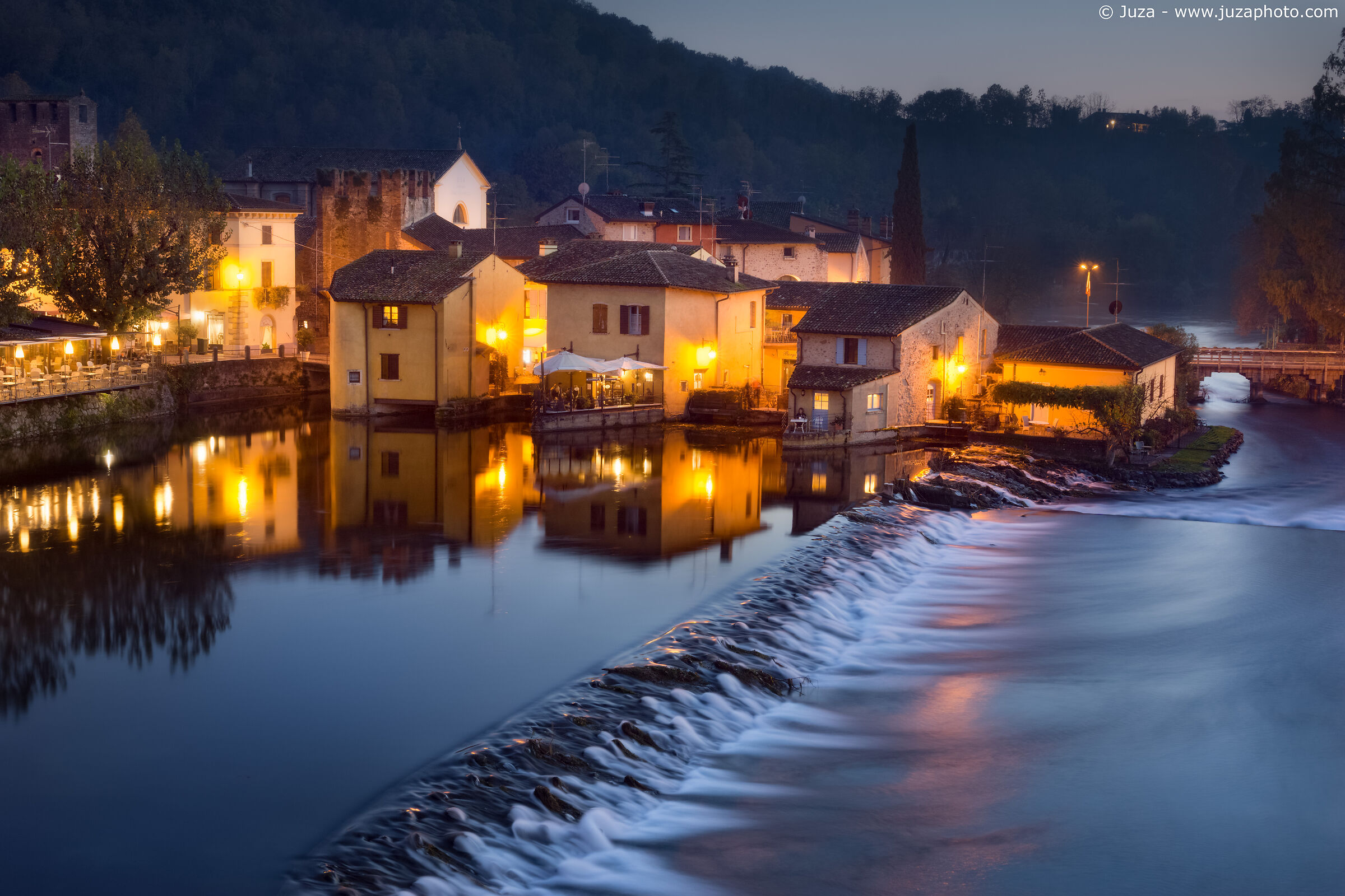 Borghetto sul Mincio, l'ora blu