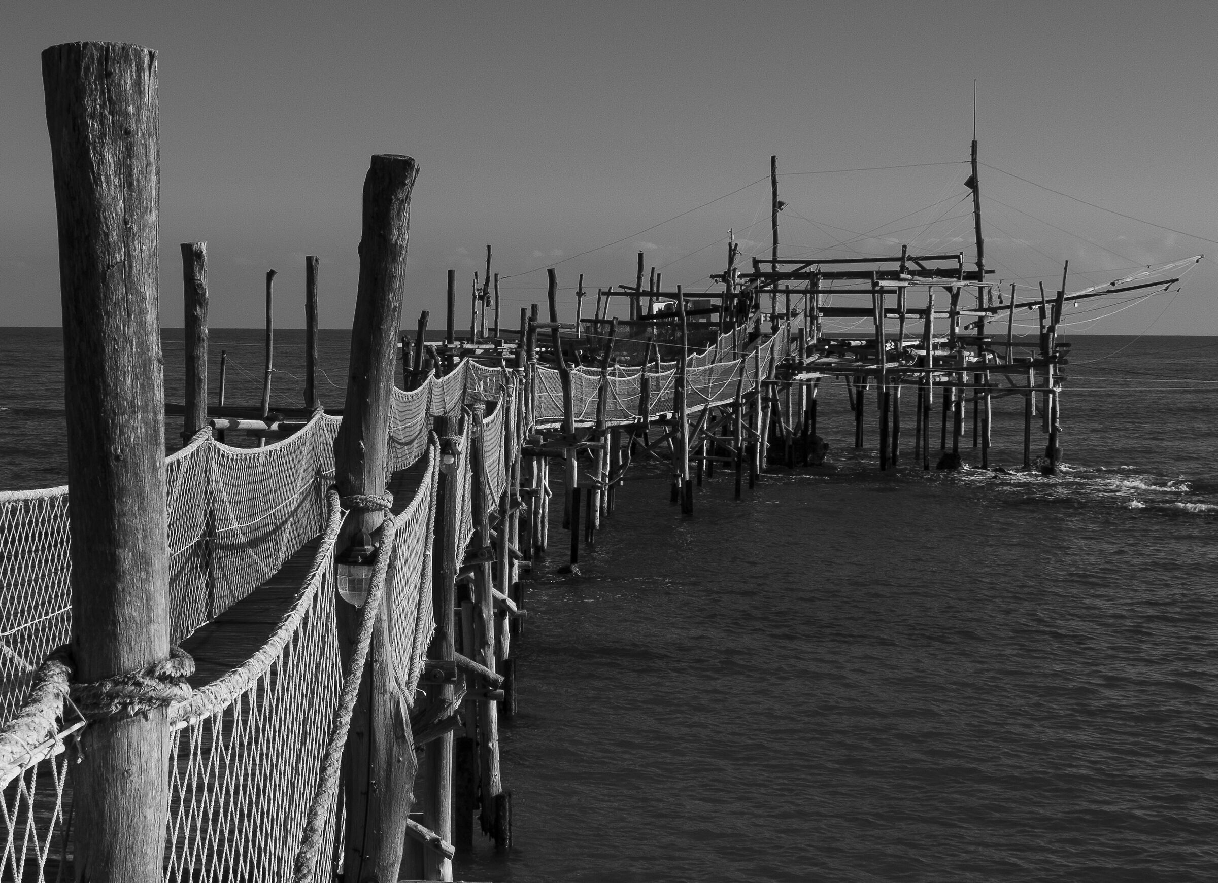 Costa dei Trabocchi. Prospettive in Bianco e Nero