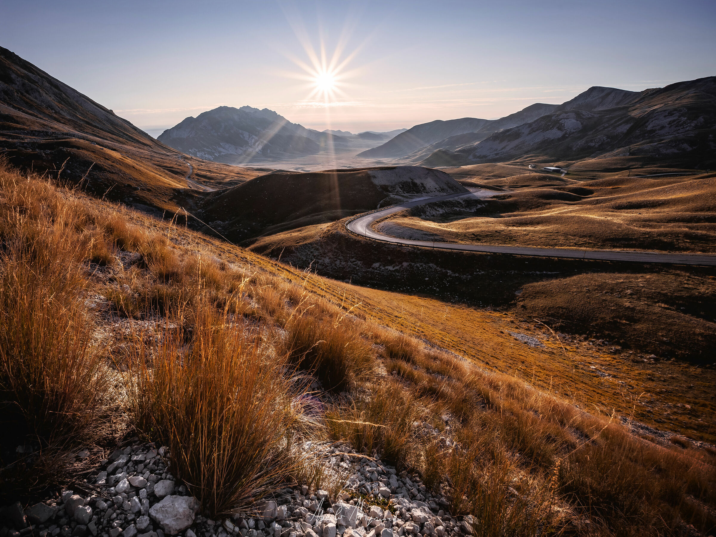 Autumn dawn in Campo Imperatore