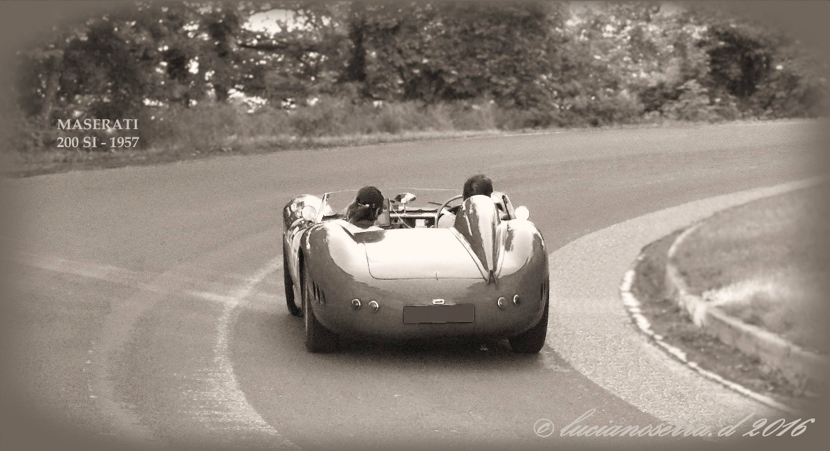 ... Returning home... tornando a casa...