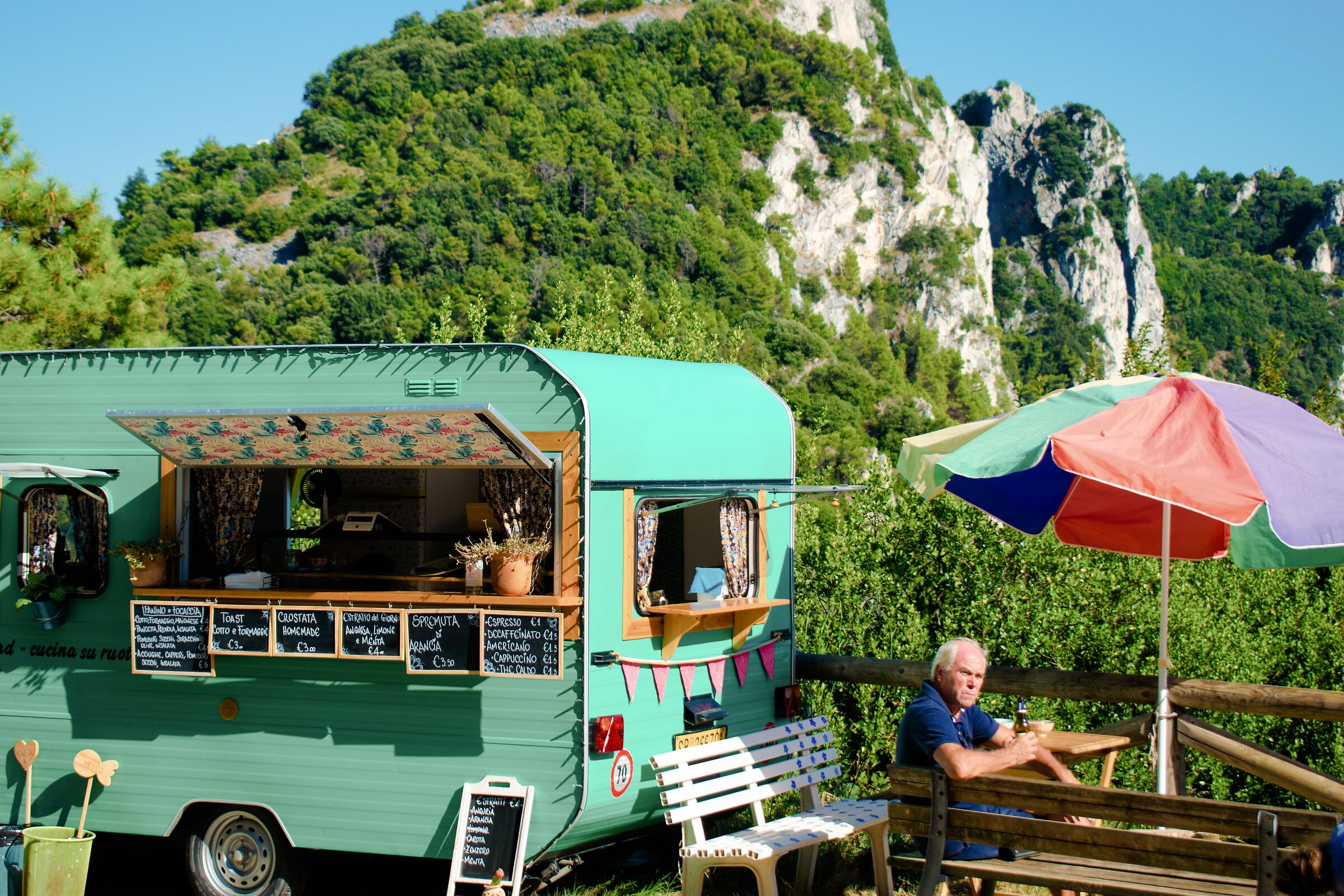 Canicola estiva ligure e birra ghiacciata.