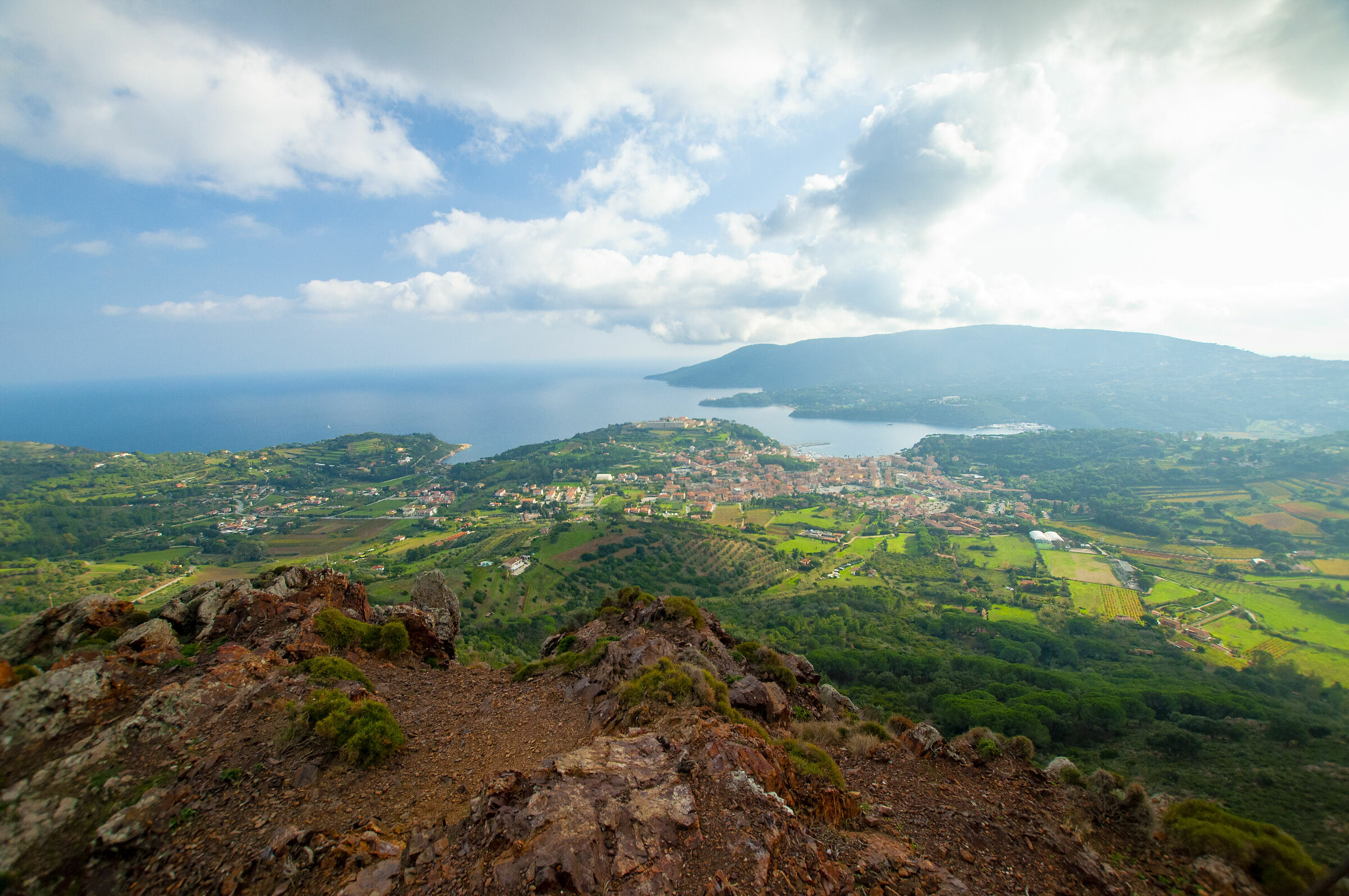 Porto Azzurro dal Monte della Croce