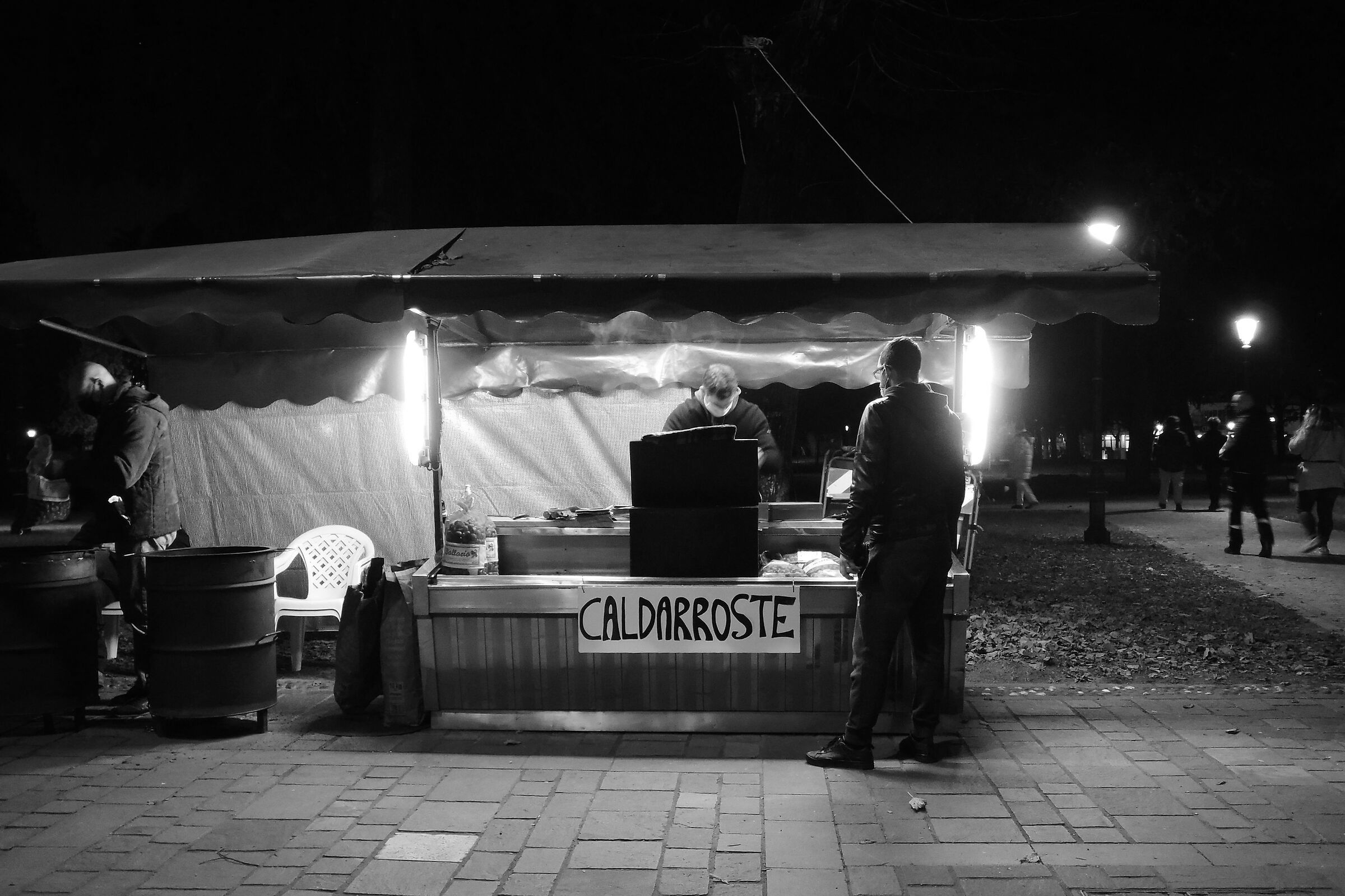 Autunno di sera in città