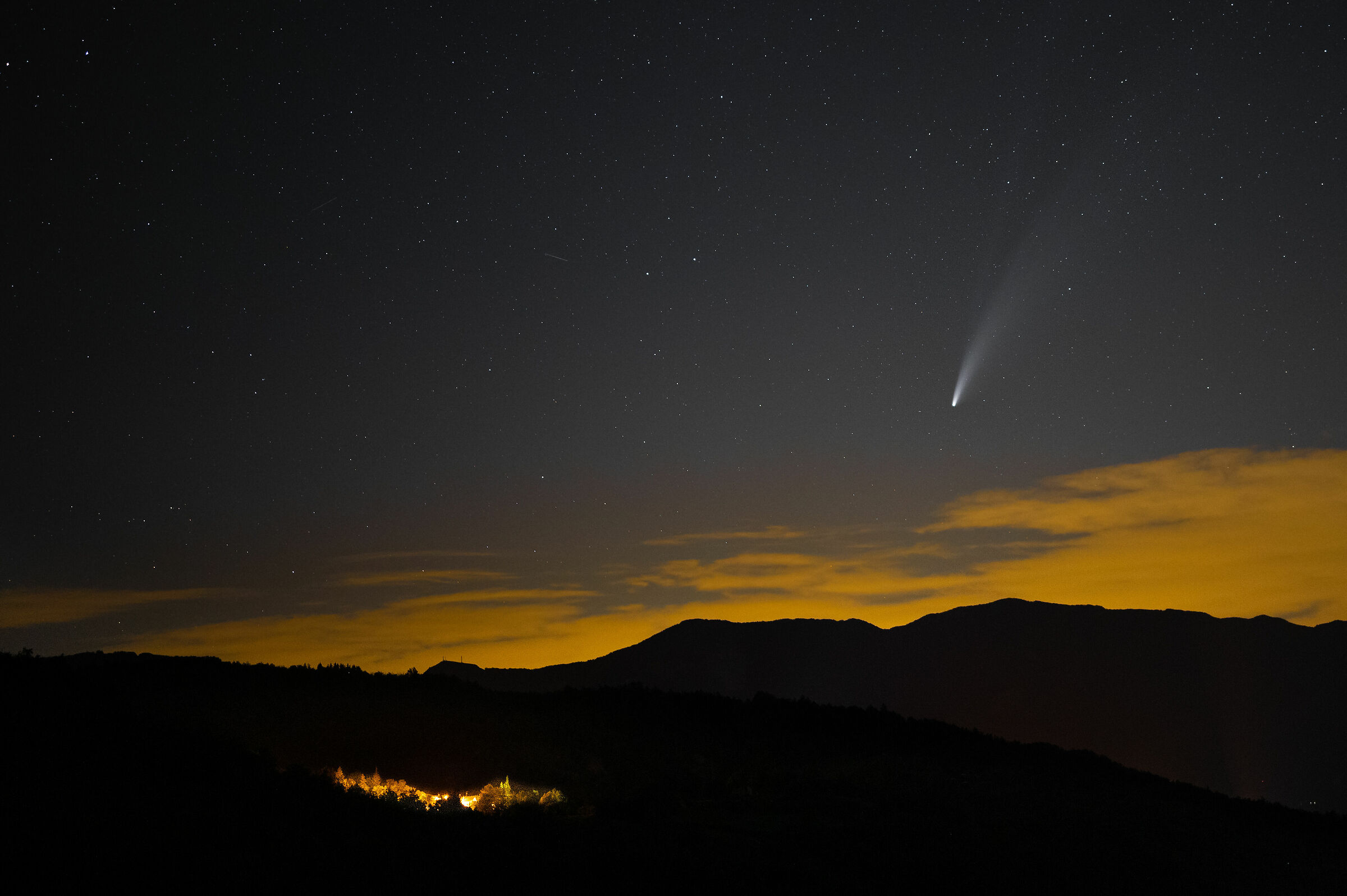 Cometa Neowise c-2020