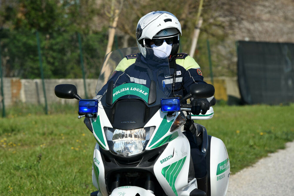 Servizio in moto per controlli covid 19