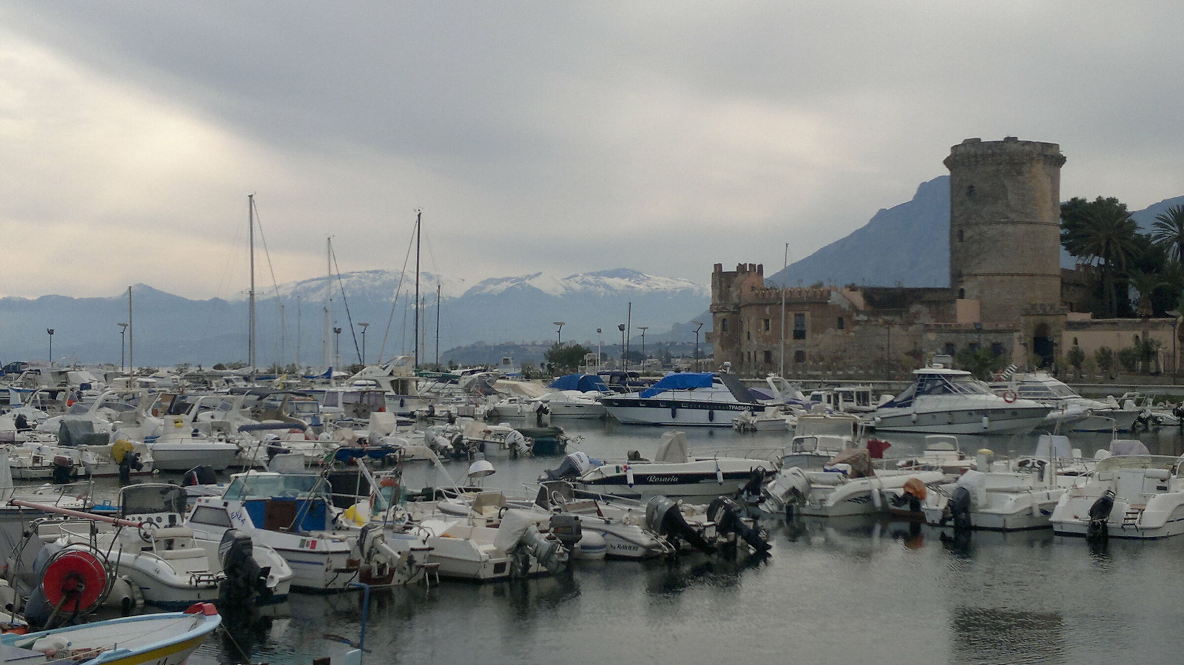 Porticciolo San Nicola L'Arena