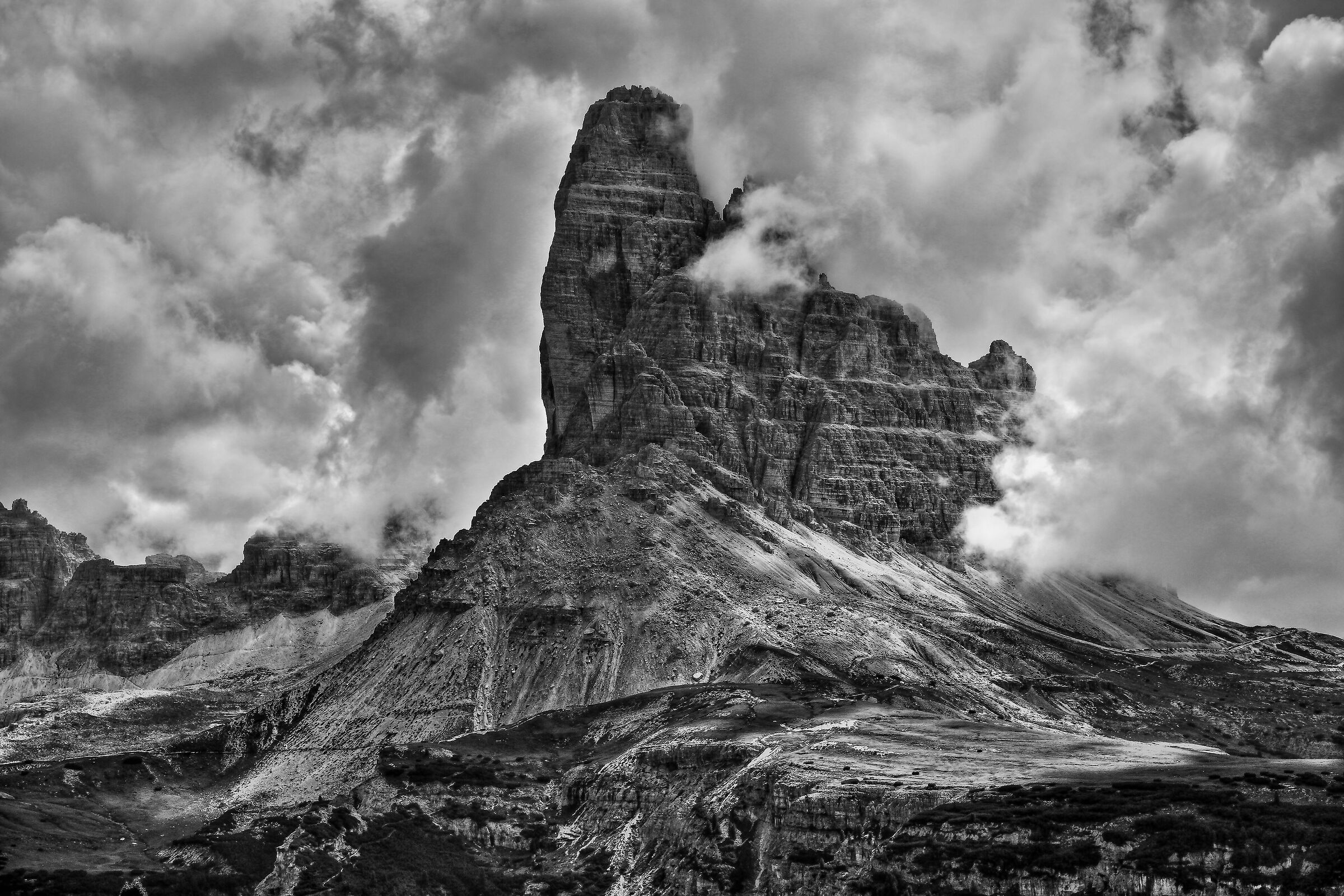 Attack on the "Three Sisters"