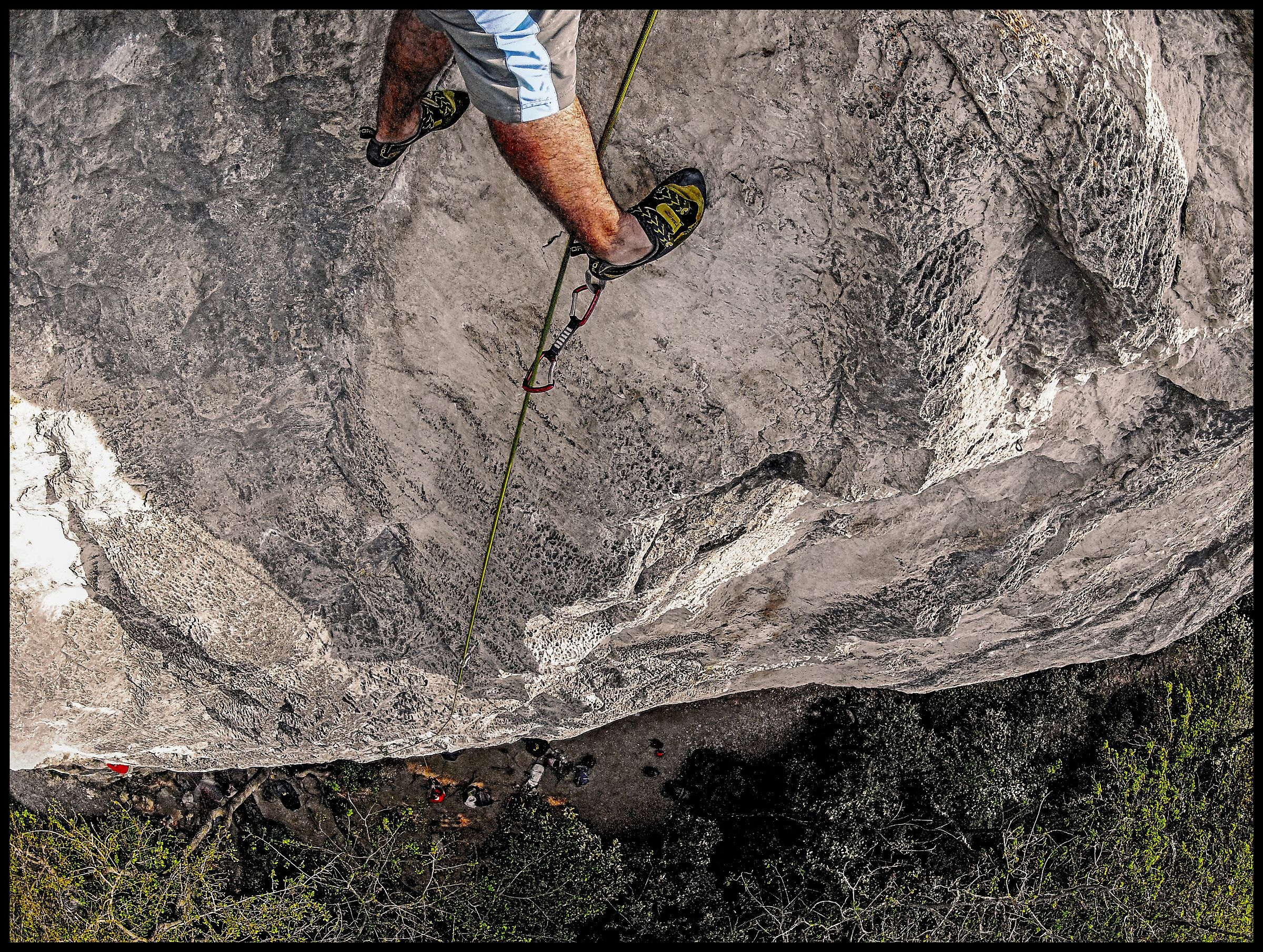 dall'alto verso il basso