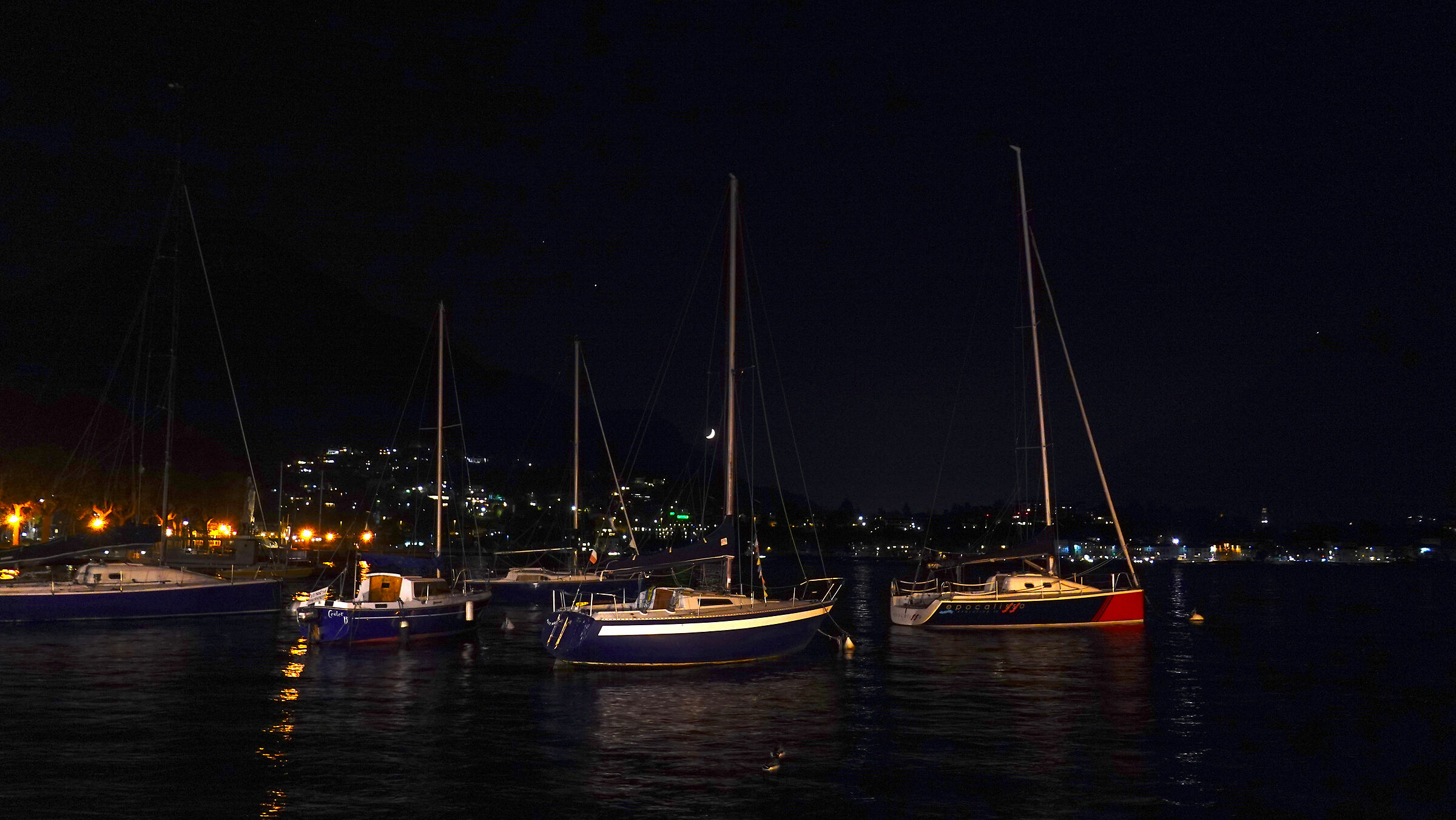 Lungolago di Lecco con barche -2
